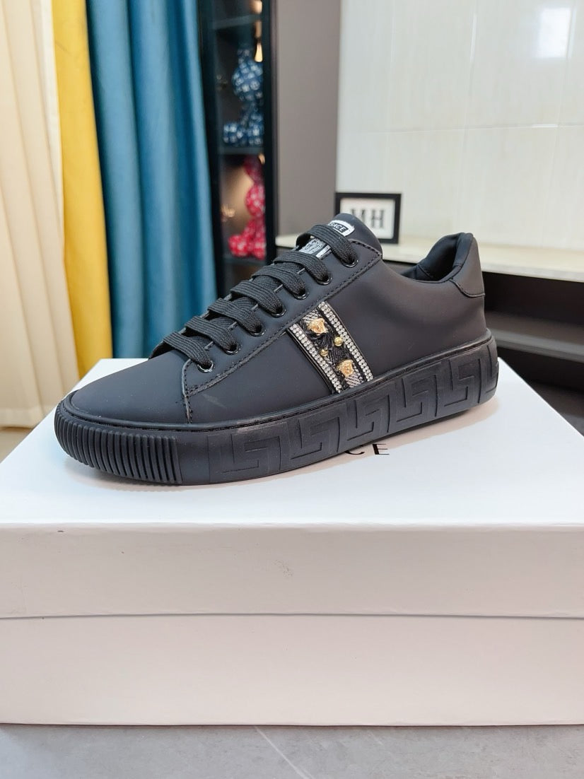 LuxluxHouse Best Quality Shoes Versace
