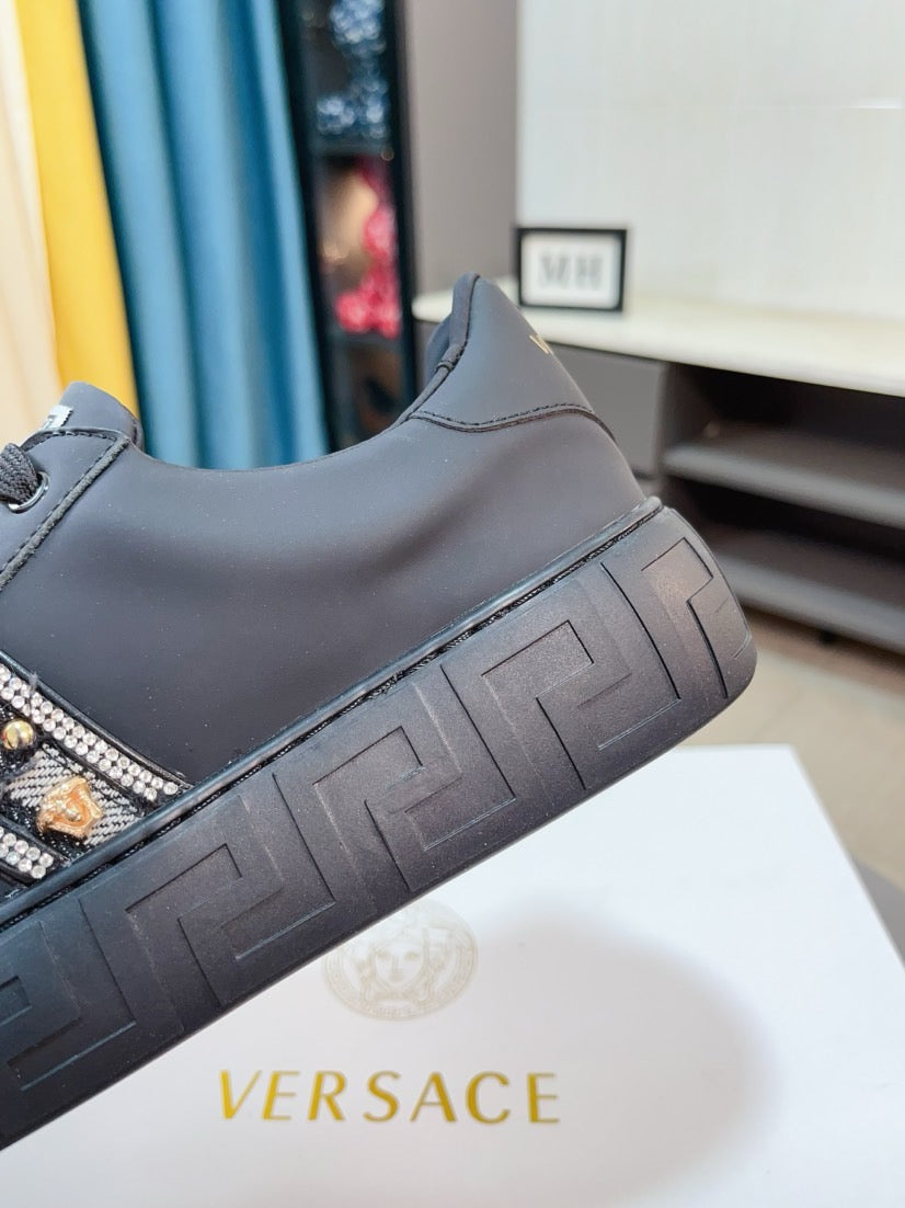 LuxluxHouse Best Quality Shoes Versace