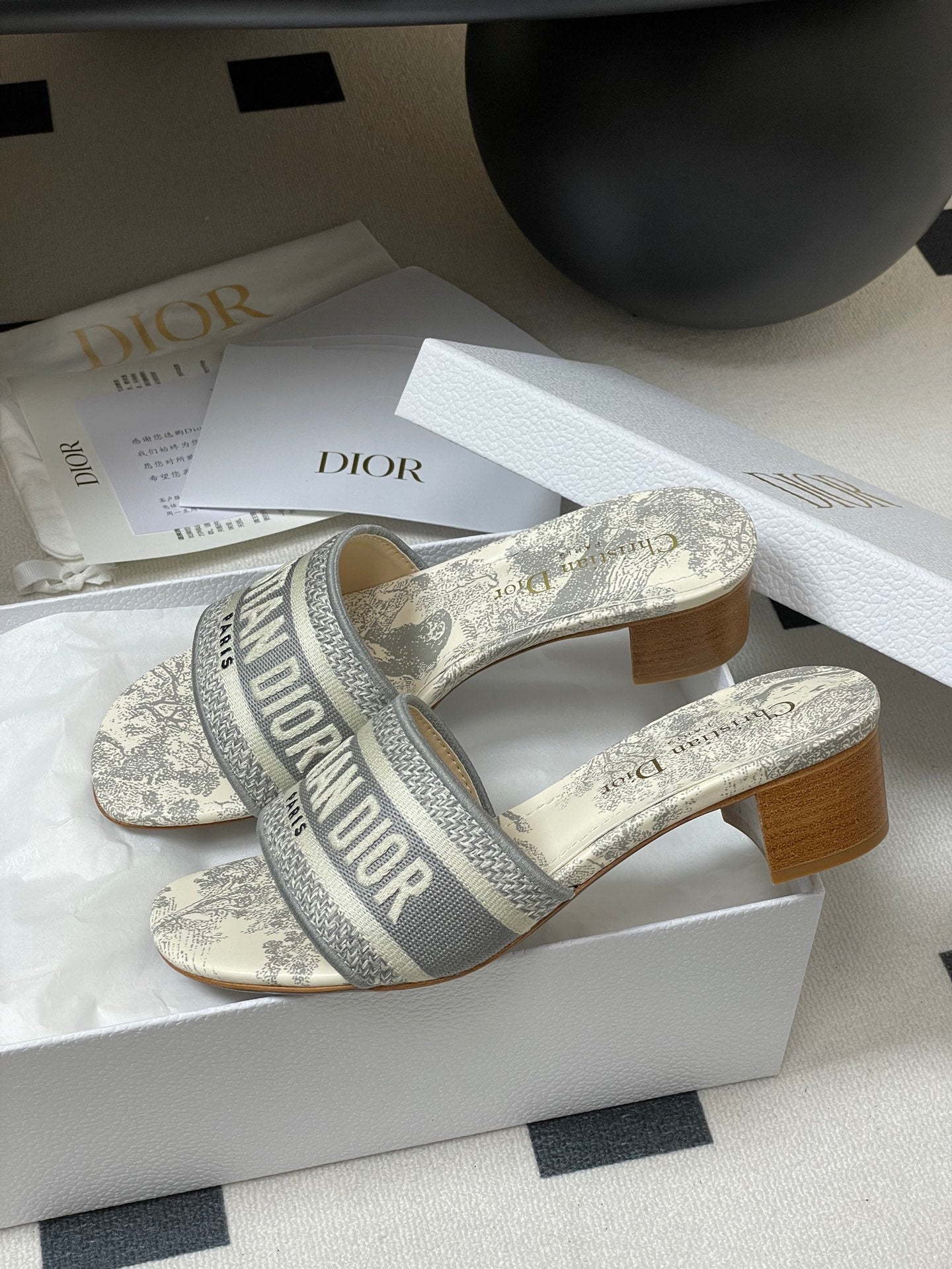 LuxluxHouse Best Quality Women Shoes Dior