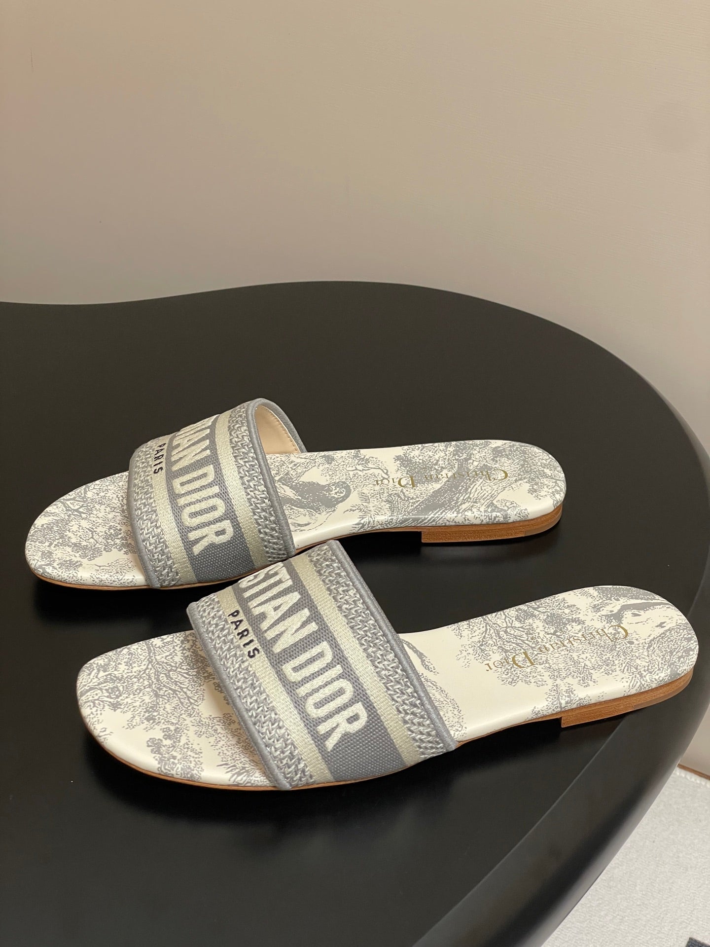 LuxluxHouse Best Quality Women Shoes Dior