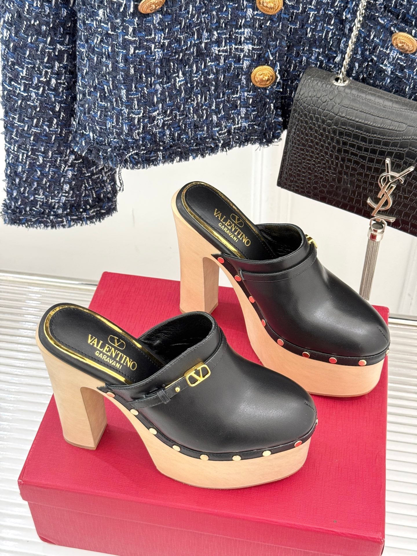 LuxluxHouse Best Quality Valentino Women Shoes