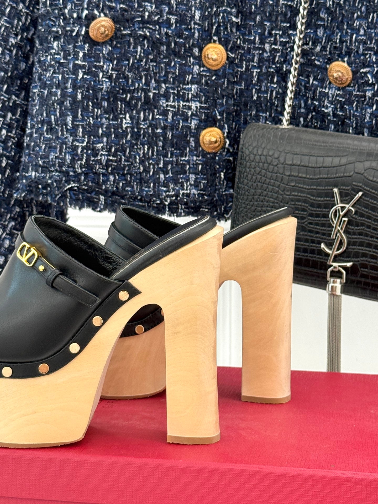 LuxluxHouse Best Quality Valentino Women Shoes