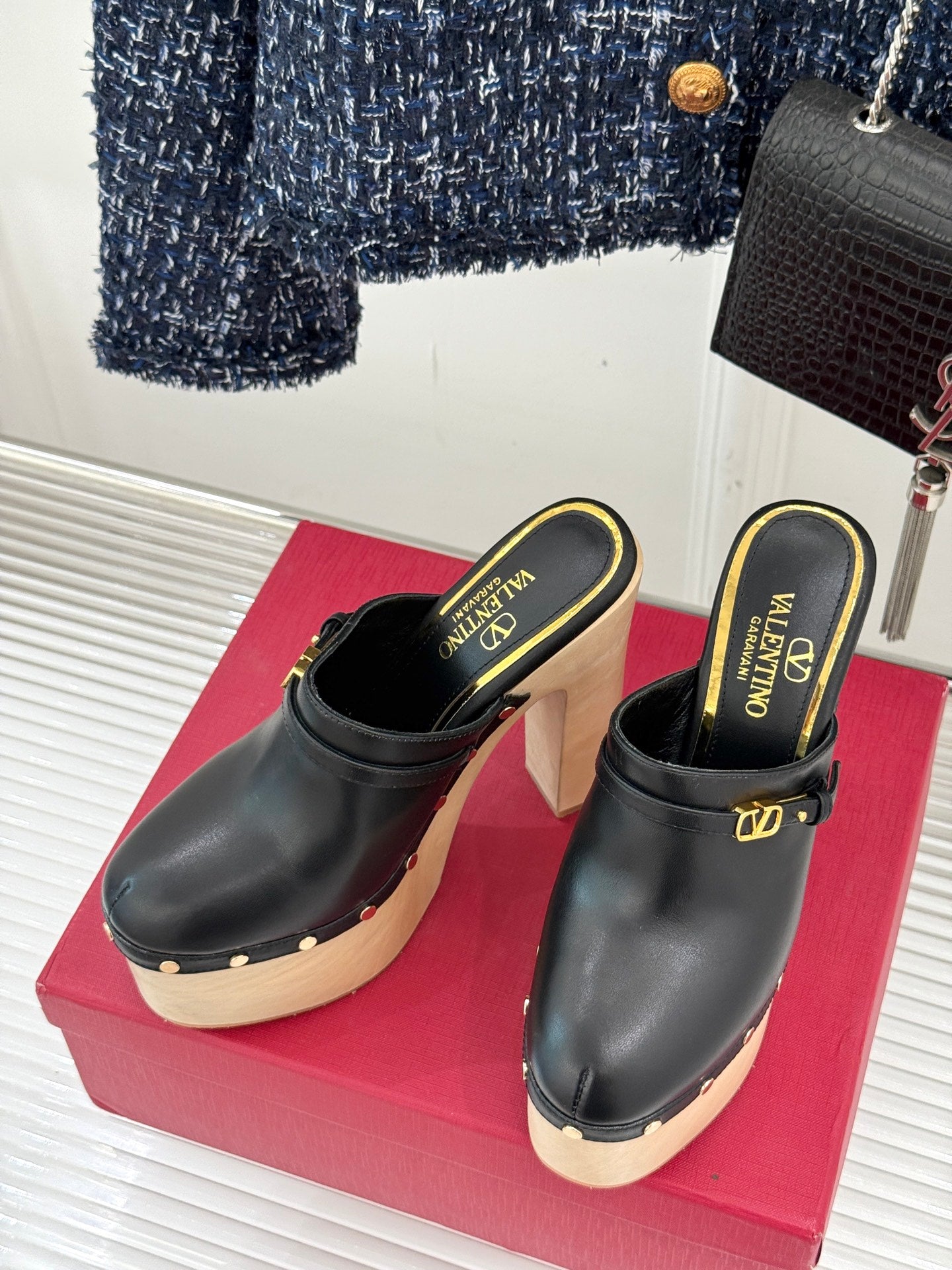 LuxluxHouse Best Quality Valentino Women Shoes