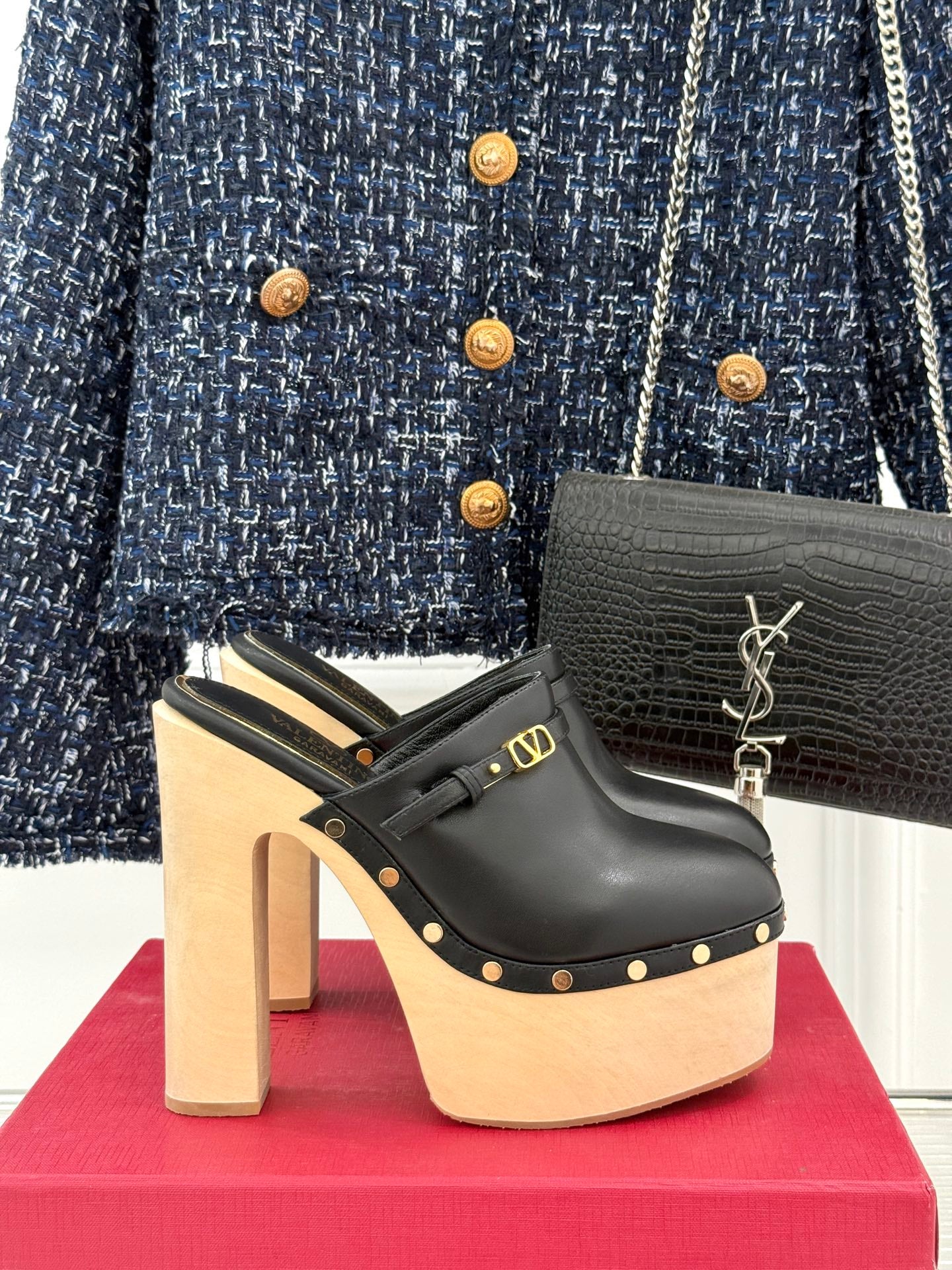 LuxluxHouse Best Quality Valentino Women Shoes