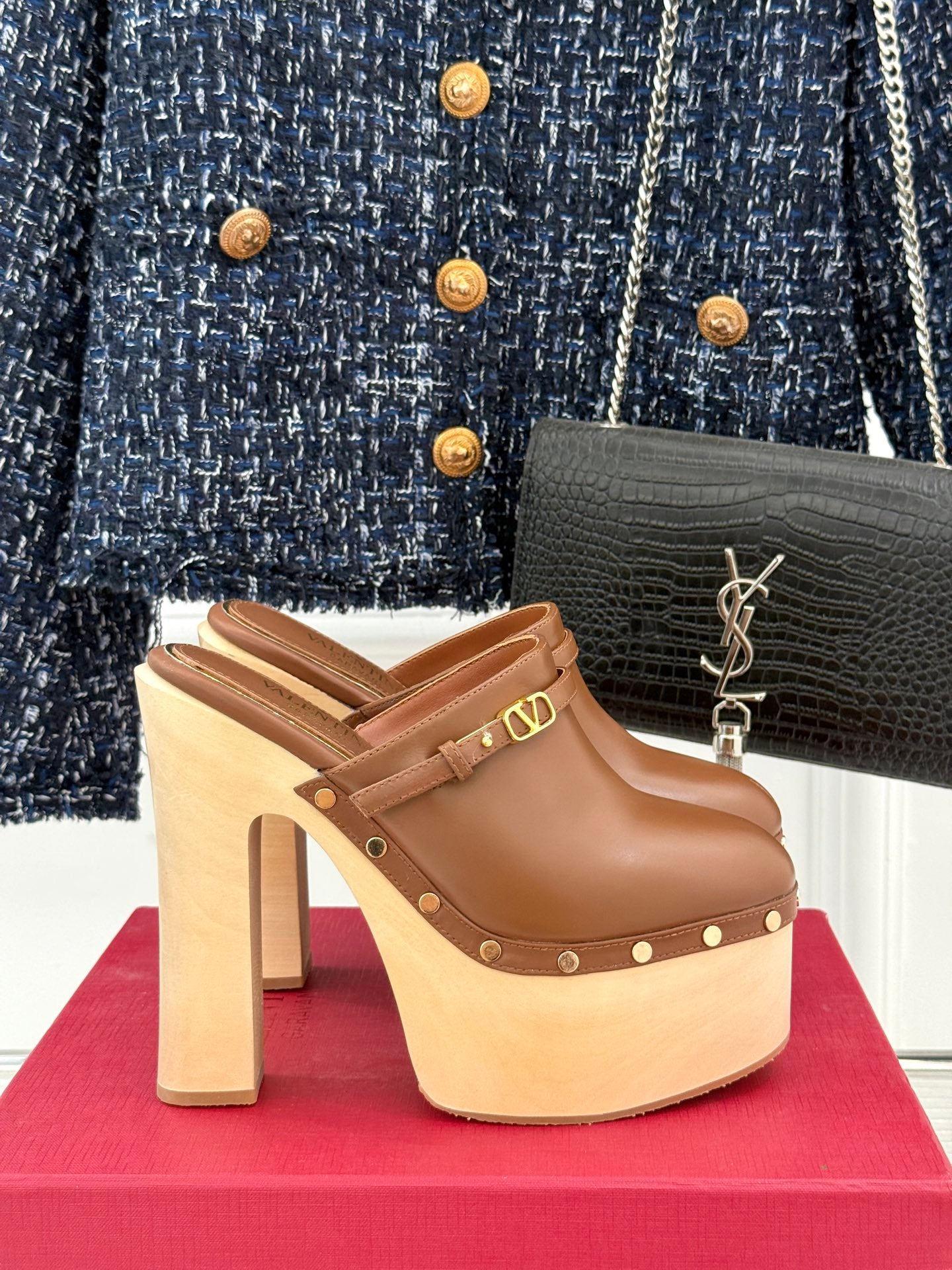 LuxluxHouse Best Quality Valentino Women Shoes
