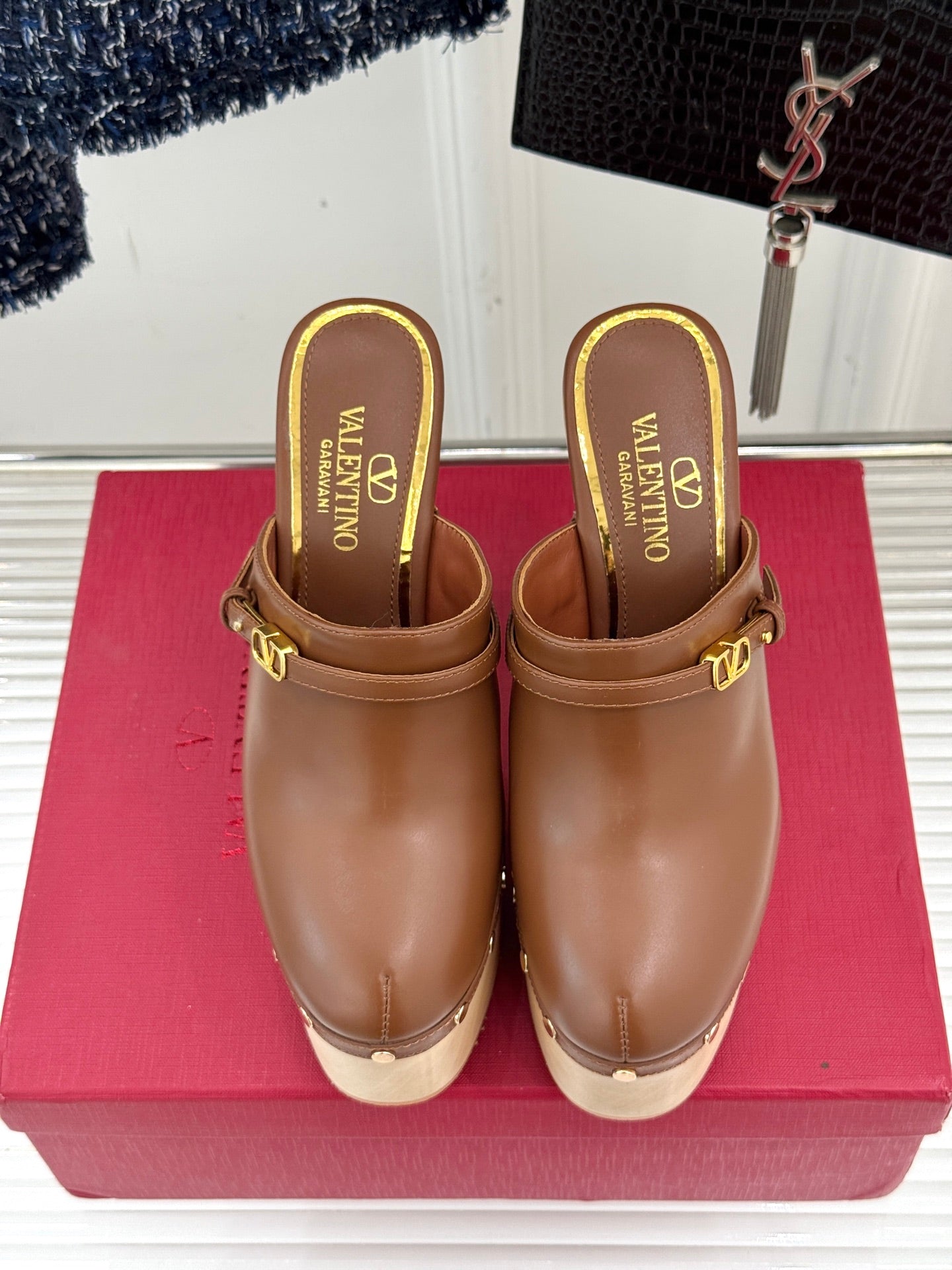 LuxluxHouse Best Quality Valentino Women Shoes