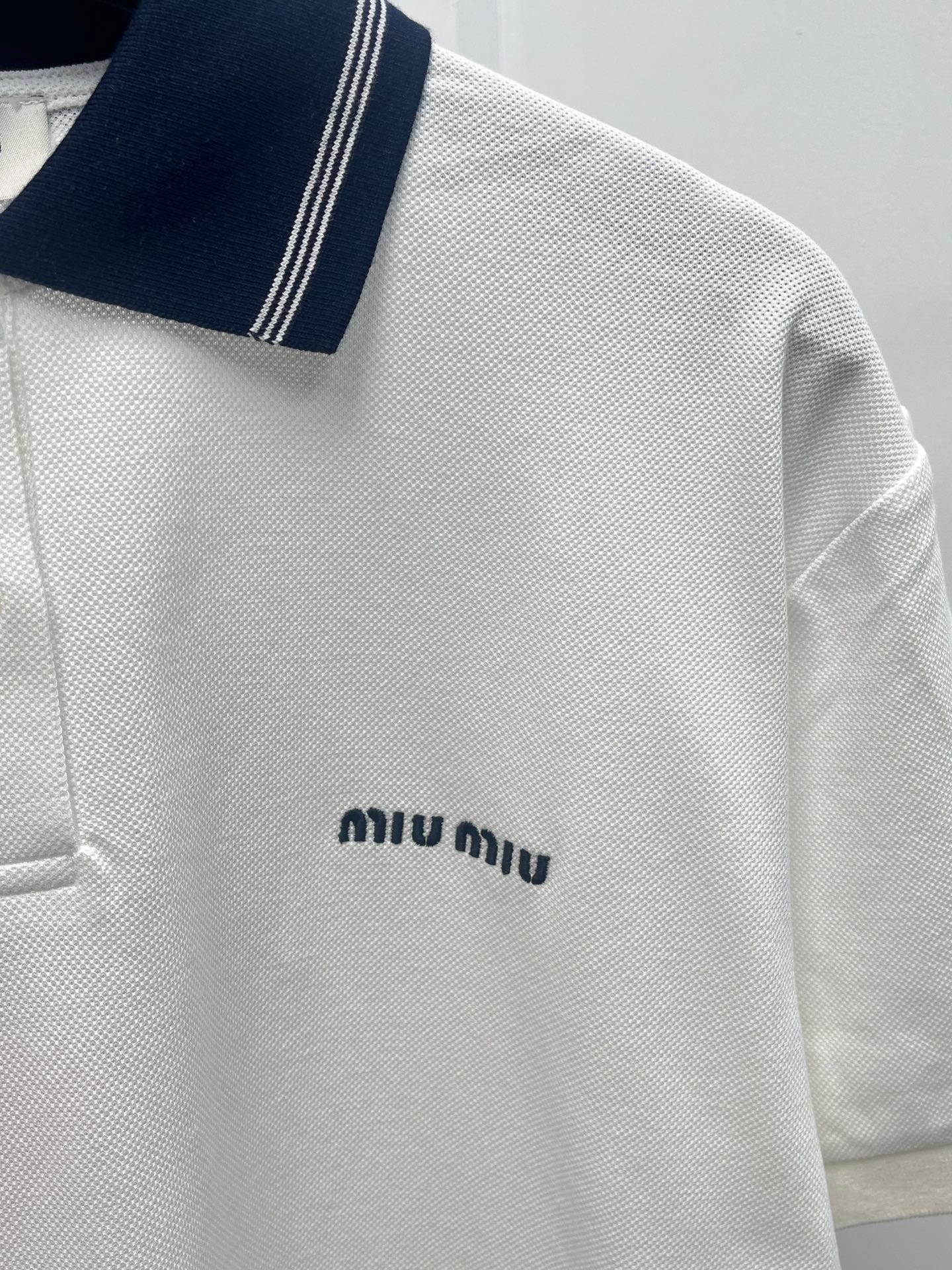 LuxluxHouse Best Quality Clothes Miu Miu T-shirt