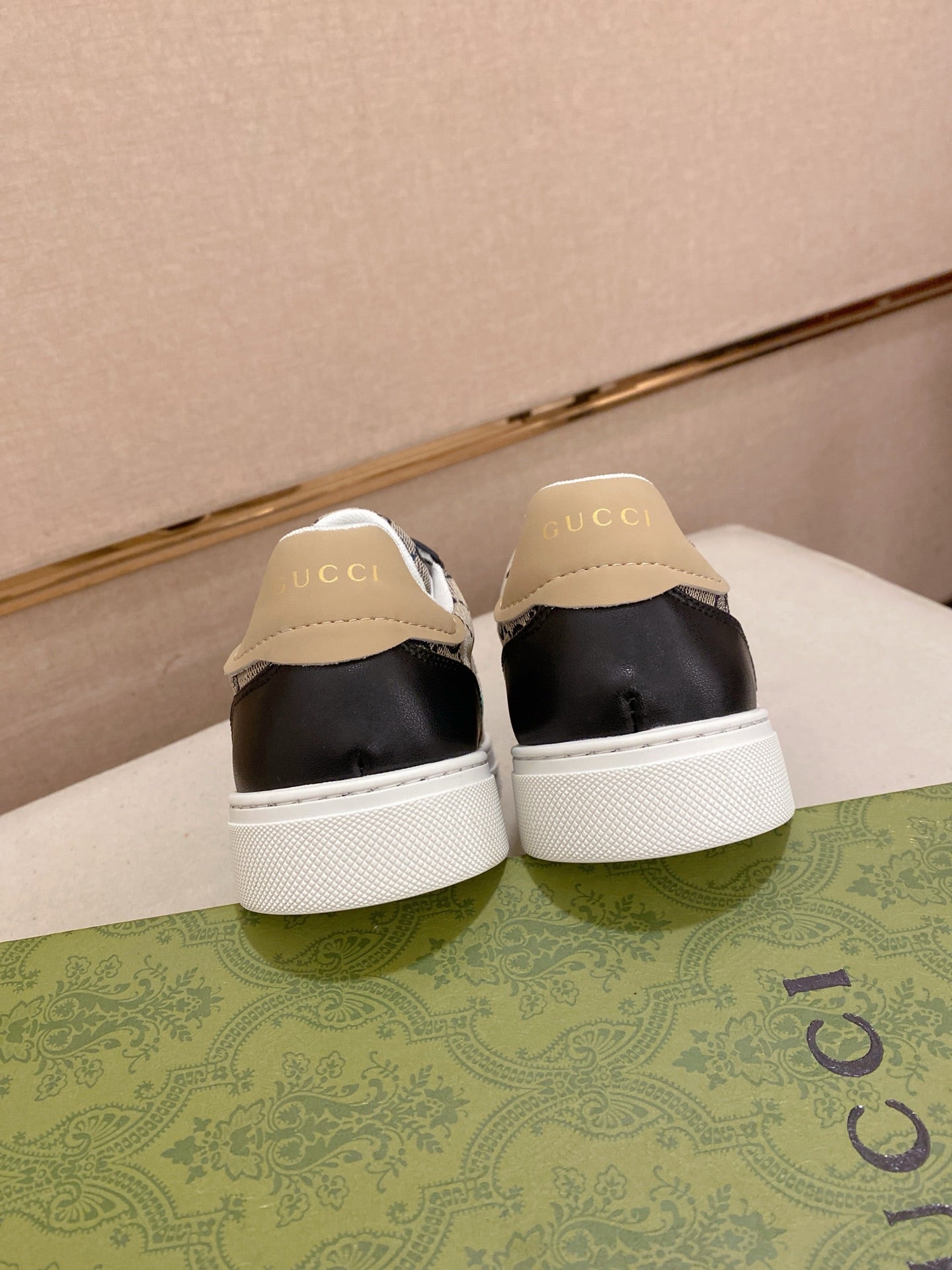 LuxluxHouse Best Quality Shoes Gucci