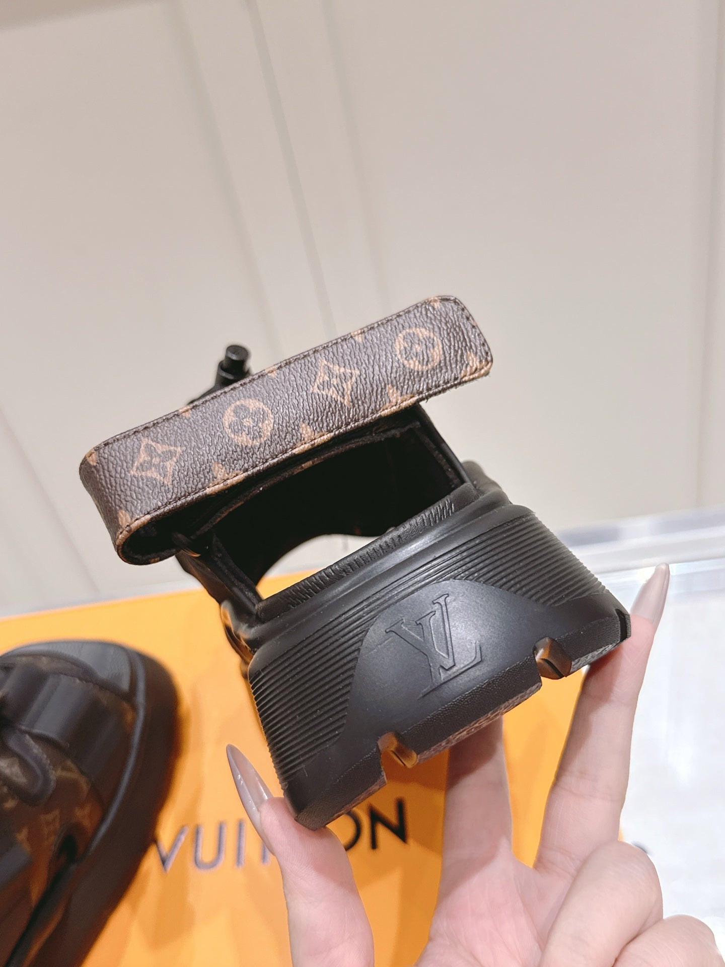LuxluxHouse Best Quality Women Shoes Louis Vuitton