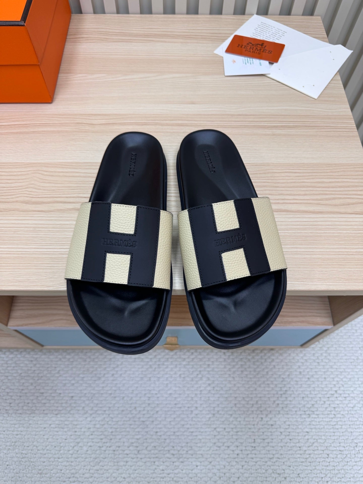 LuxluxHouse Best Quality Sandals Hermes