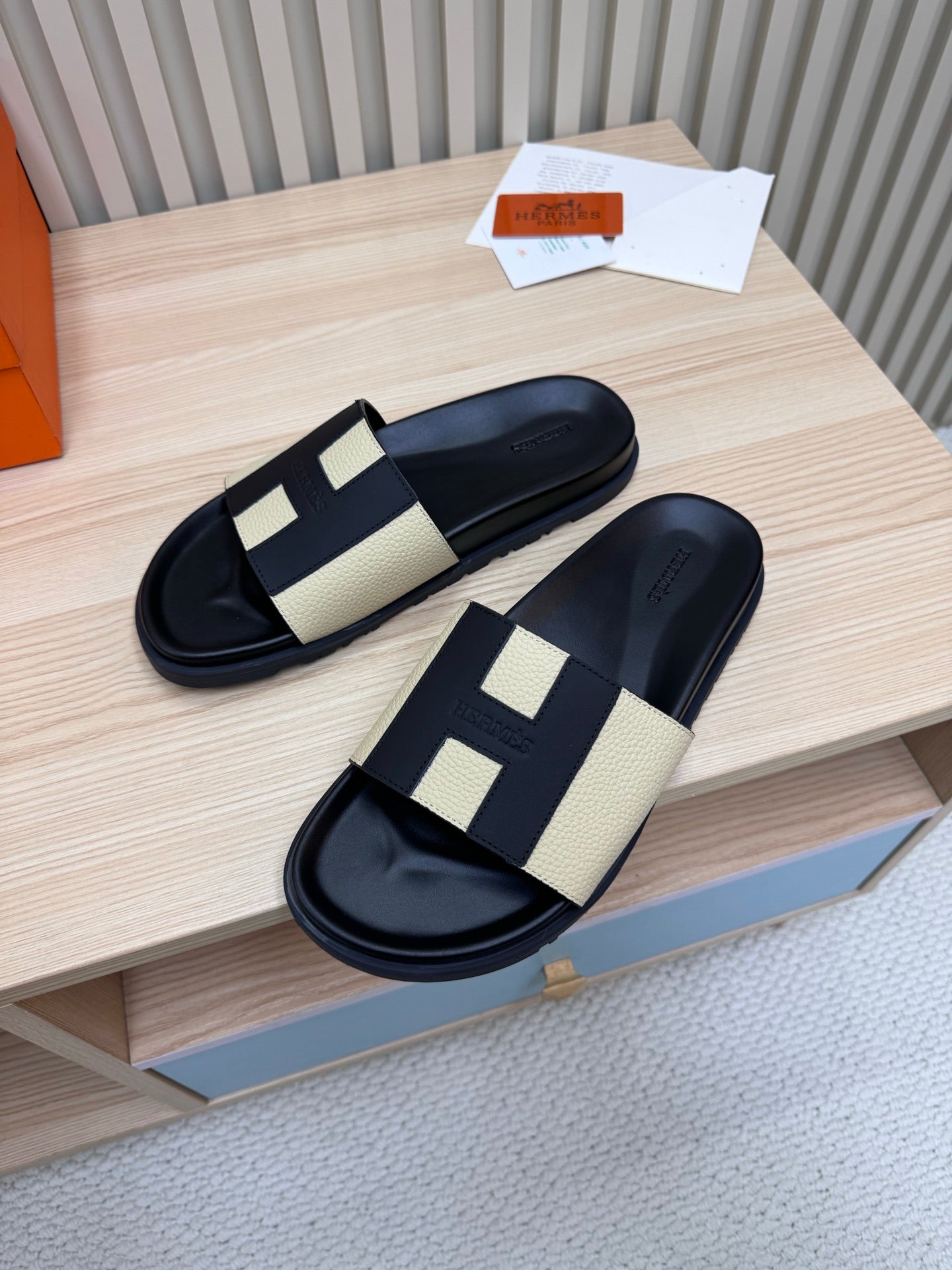 LuxluxHouse Best Quality Sandals Hermes