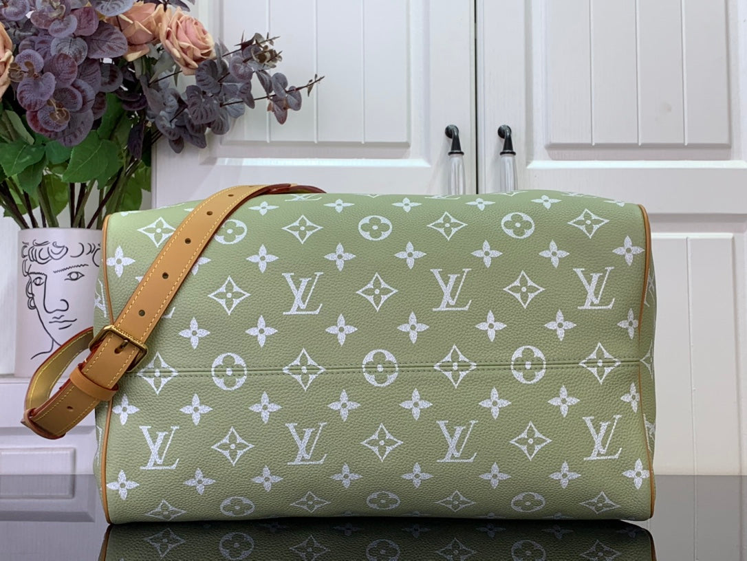 LuxluxHouse Best Quality Bags Louis Vuitton Women Men