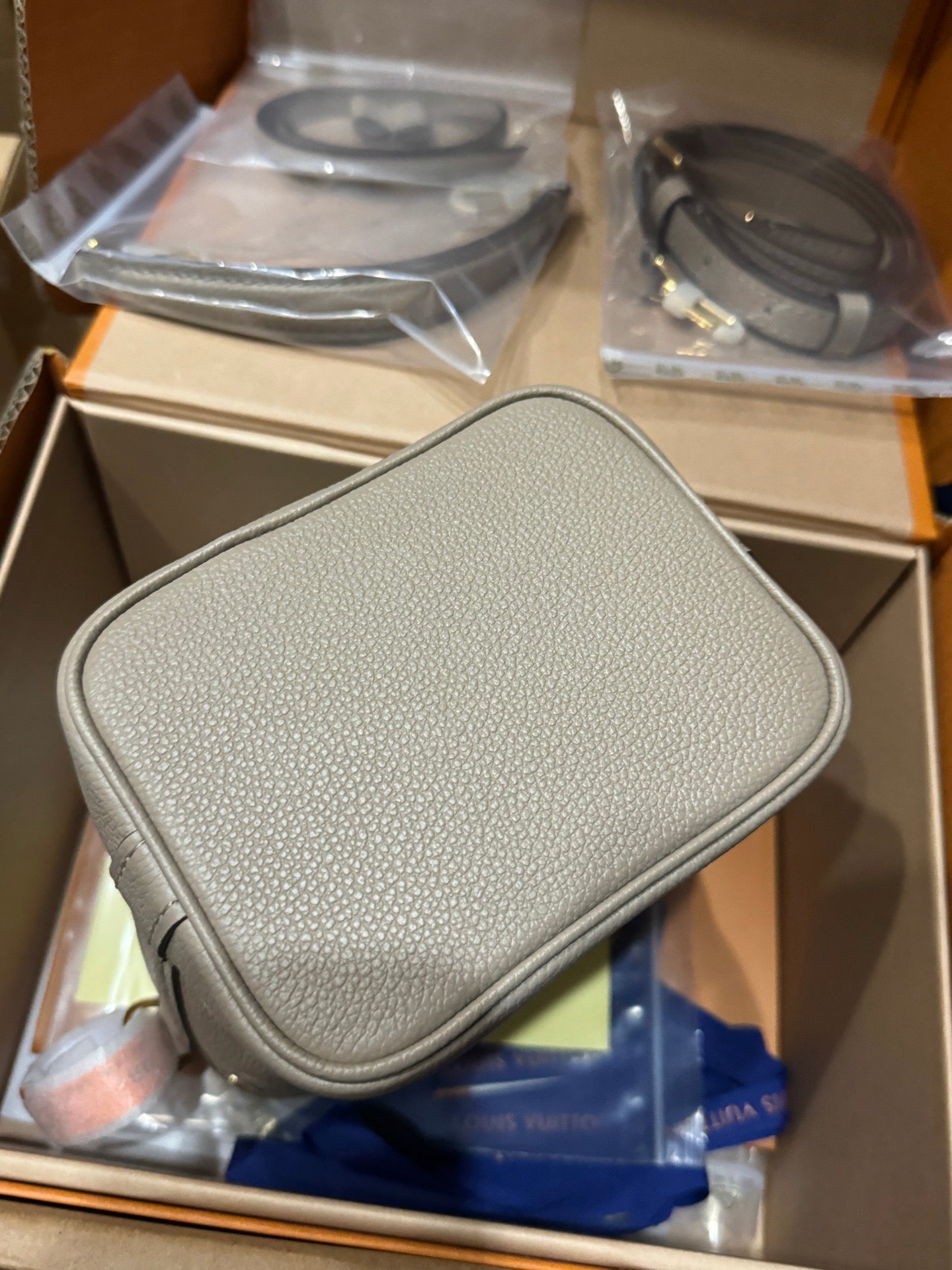 LuxluxHouse Best Quality Bags  Louis Vuitton