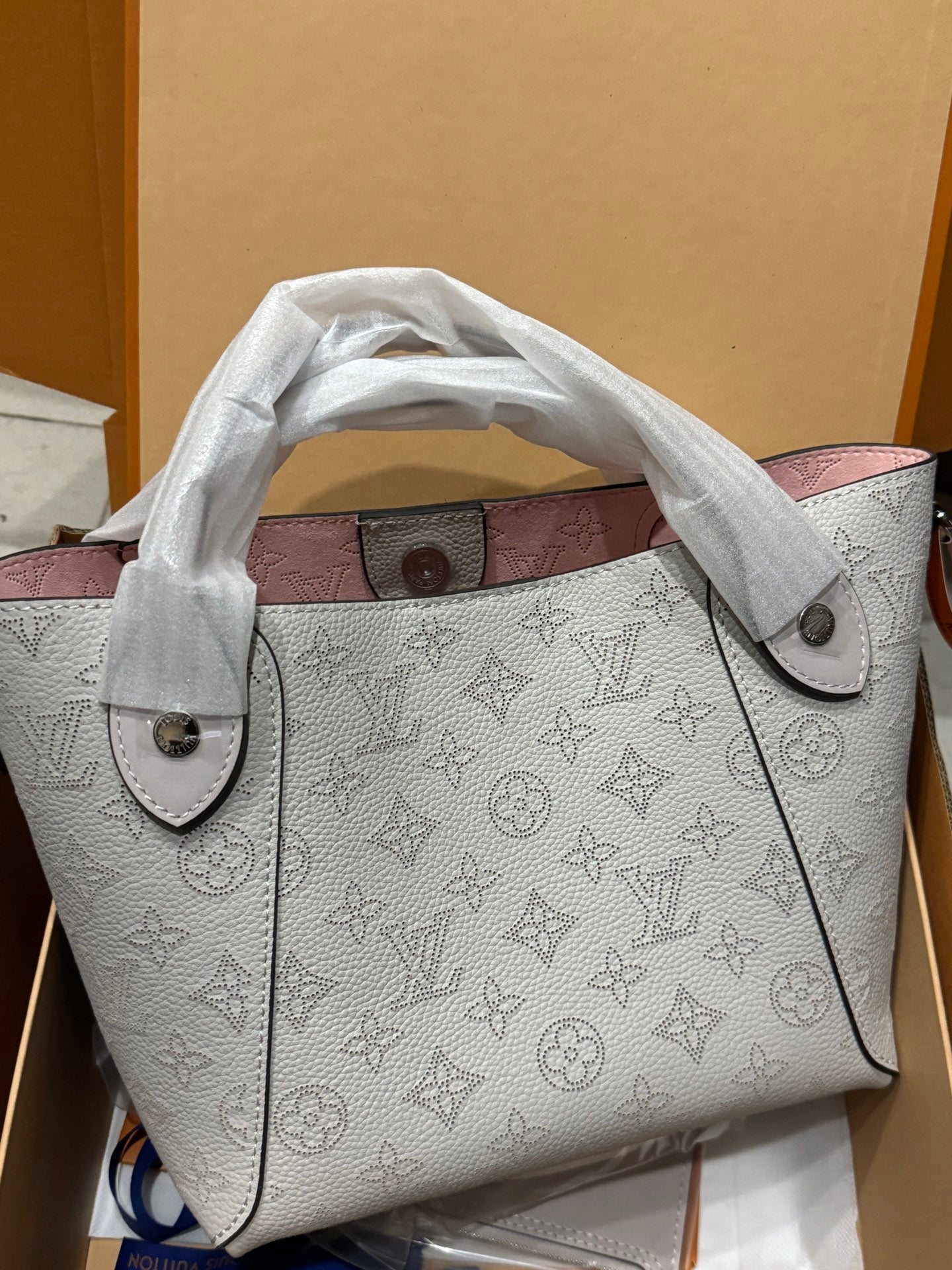 LuxluxHouse Best Quality Bags  Louis Vuitton