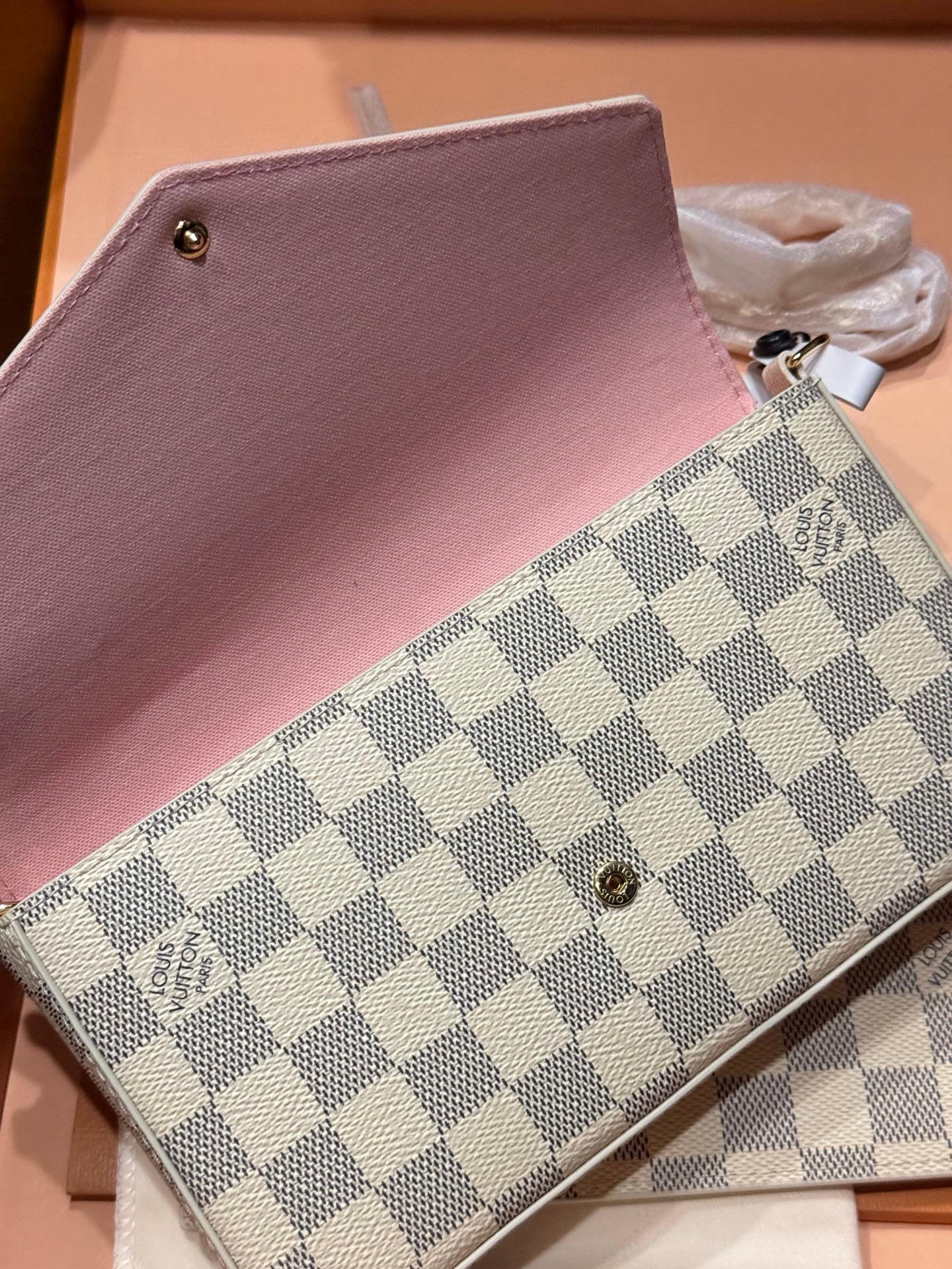 LuxluxHouse Best Quality Bags  Louis Vuitton