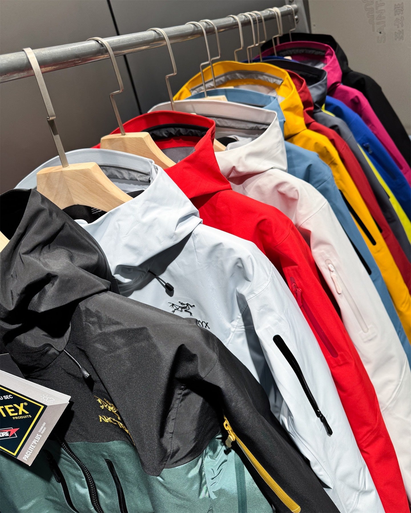 LuxluxHouse Best Quality Clothes Coats & Jackets Arcteryx