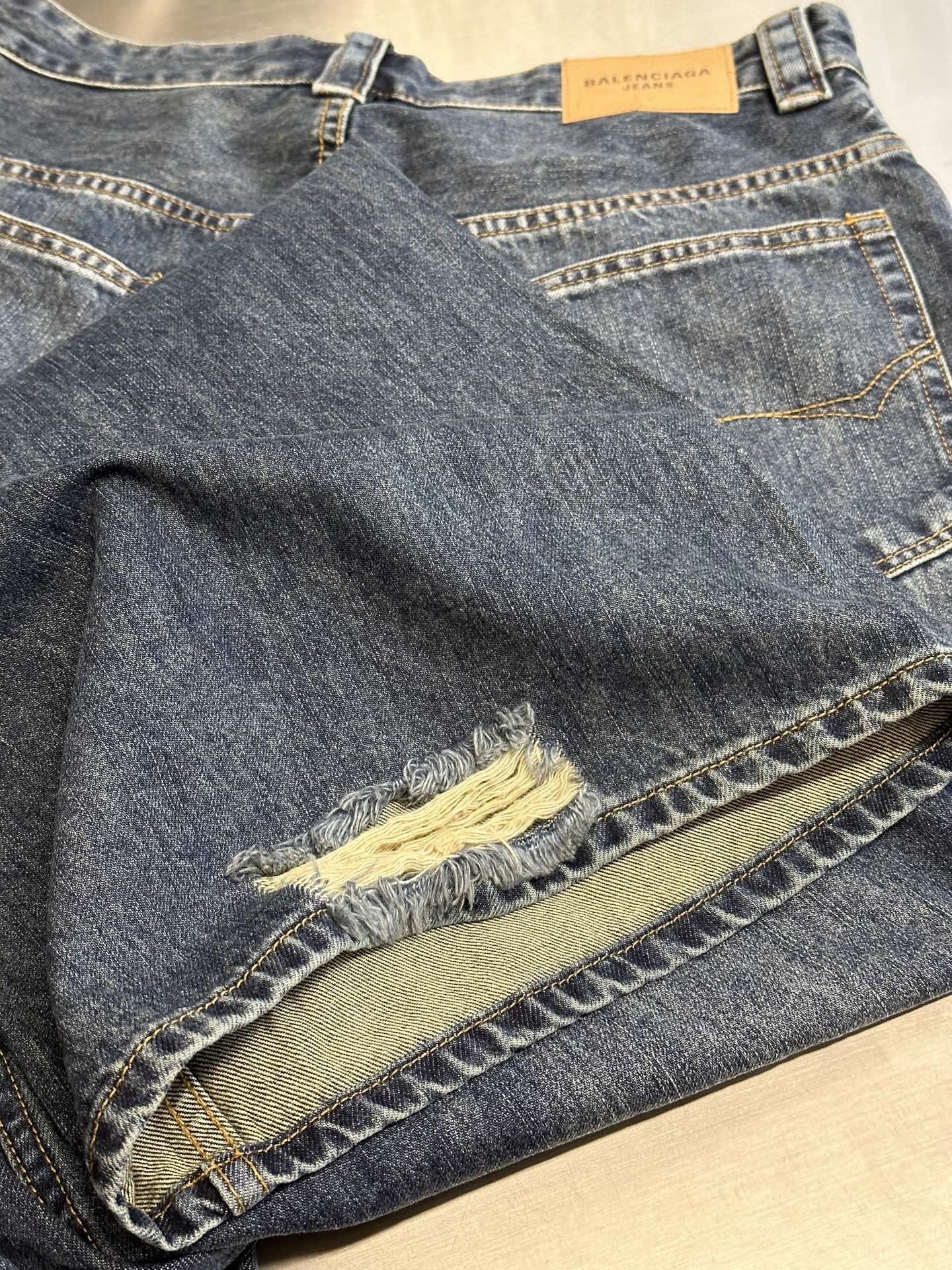 LuxluxHouse Best Quality Clothes Balenciaga Pants
