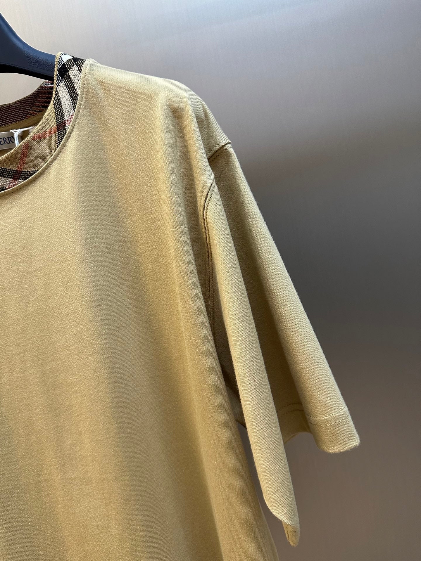 LuxluxHouse Best Quality Clothes Burberry T-shirt