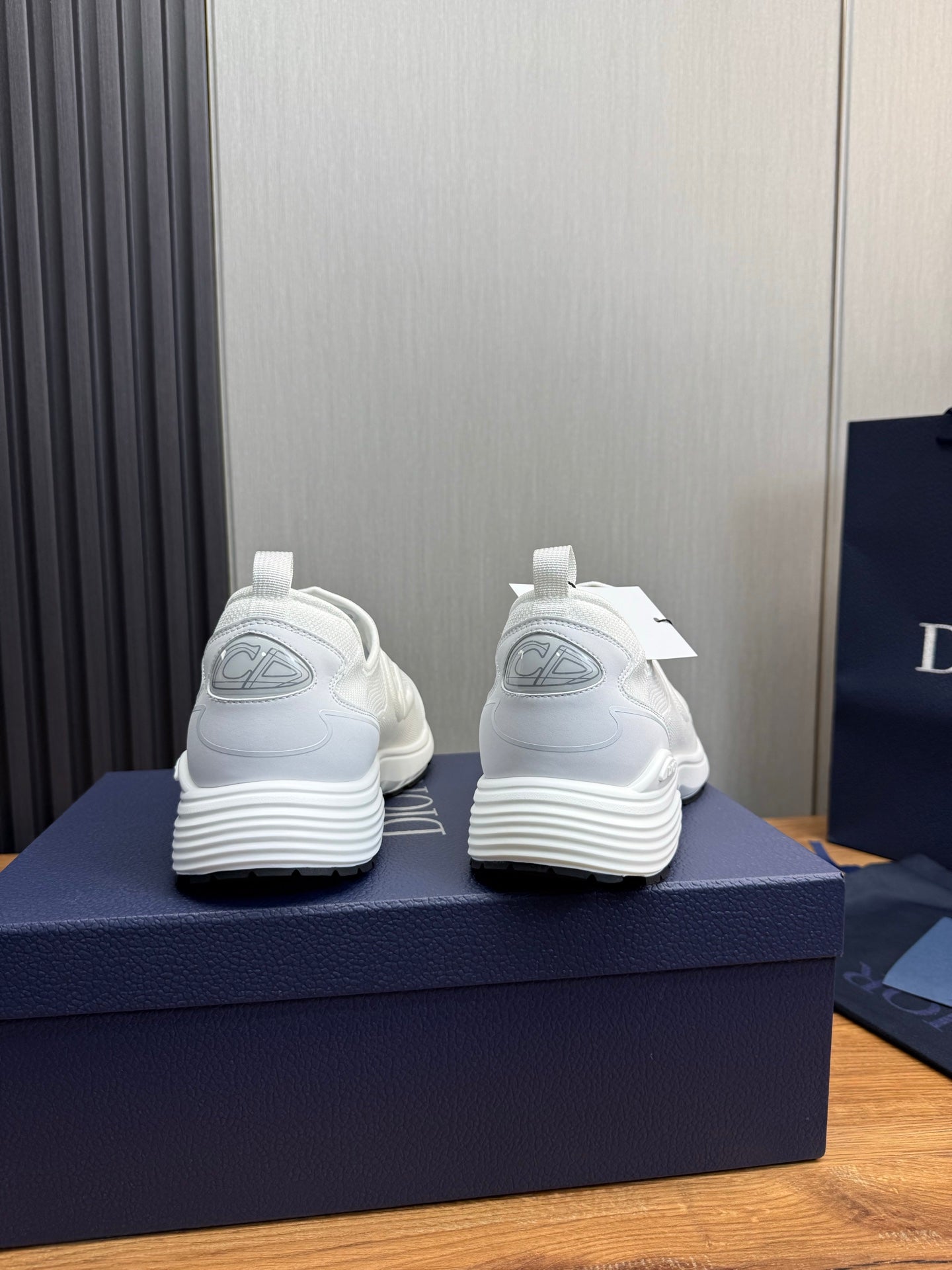 LuxluxHouse Best Quality Shoes Dior