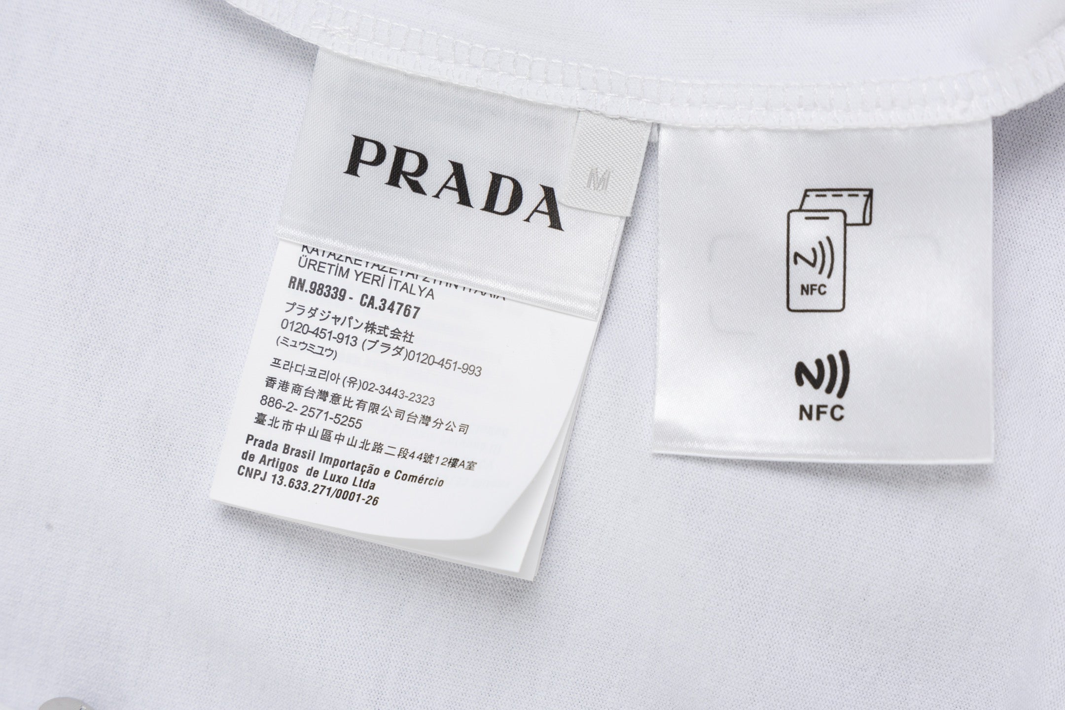 LuxluxHouse Best Quality Clothes T-shirt Prada