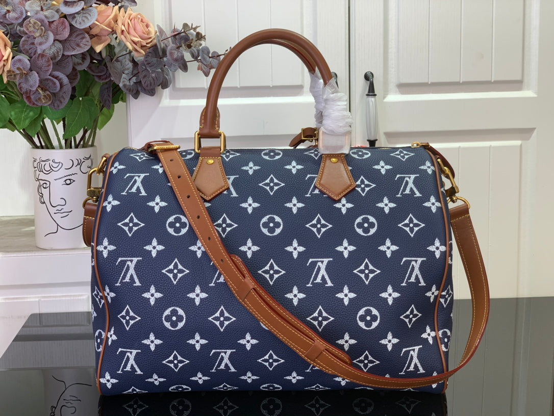 LuxluxHouse Best Quality Bags Louis Vuitton Women Men