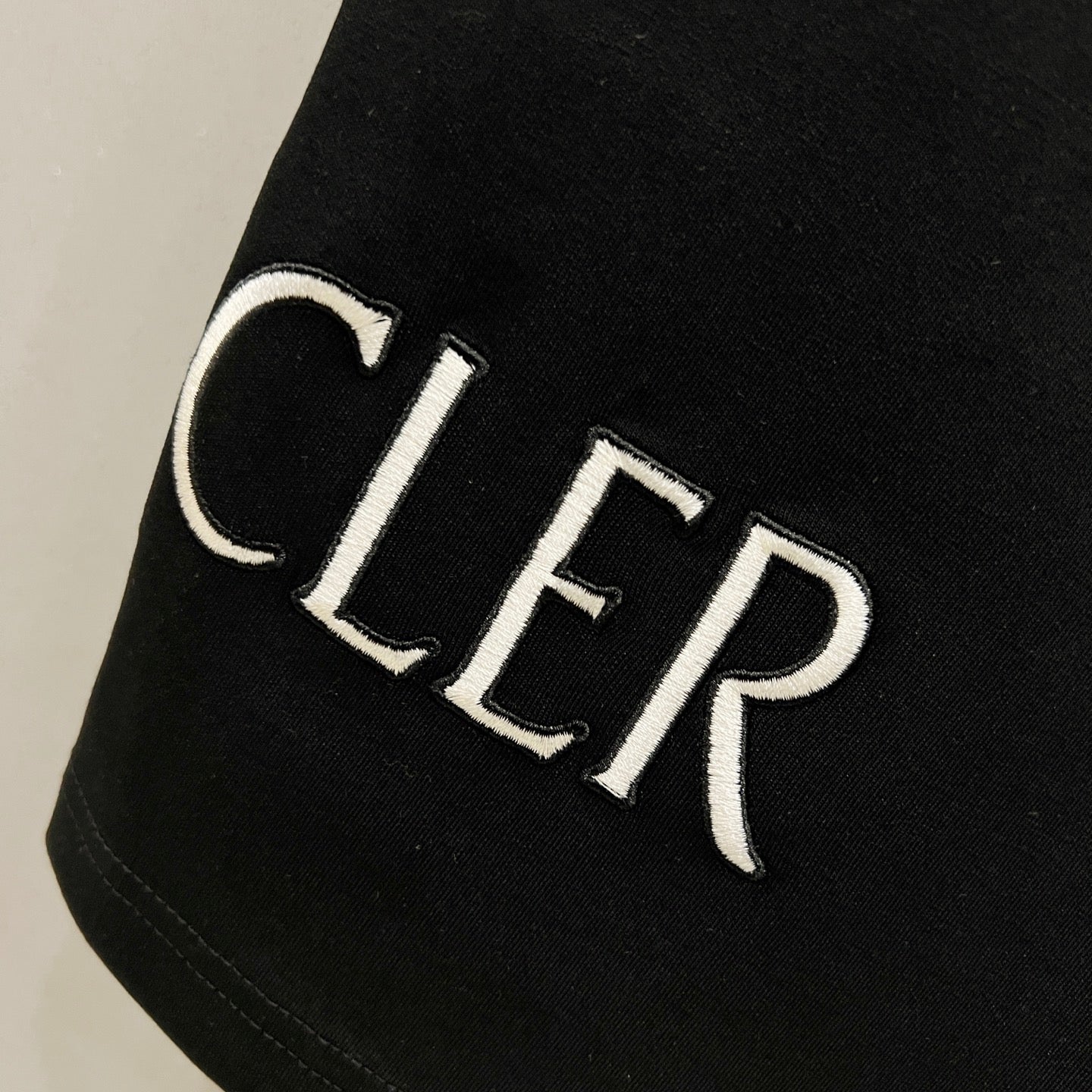 LuxluxHouse Best Quality Clothes Pants Moncler