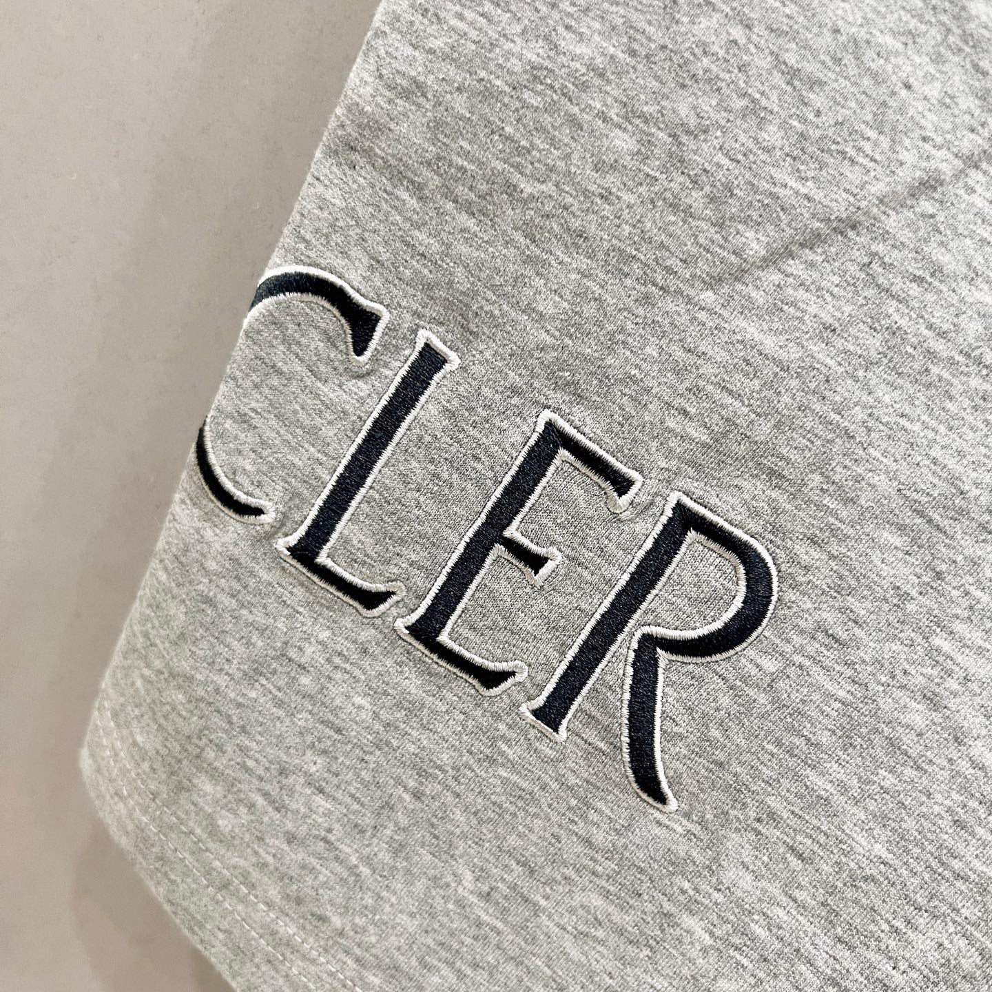 LuxluxHouse Best Quality Clothes Pants Moncler