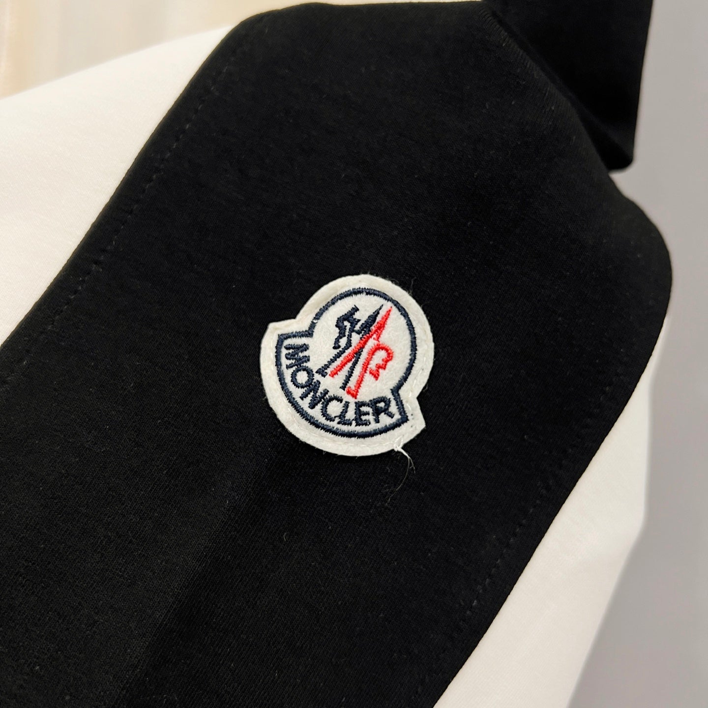LuxluxHouse Best Quality Clothes Pants Moncler