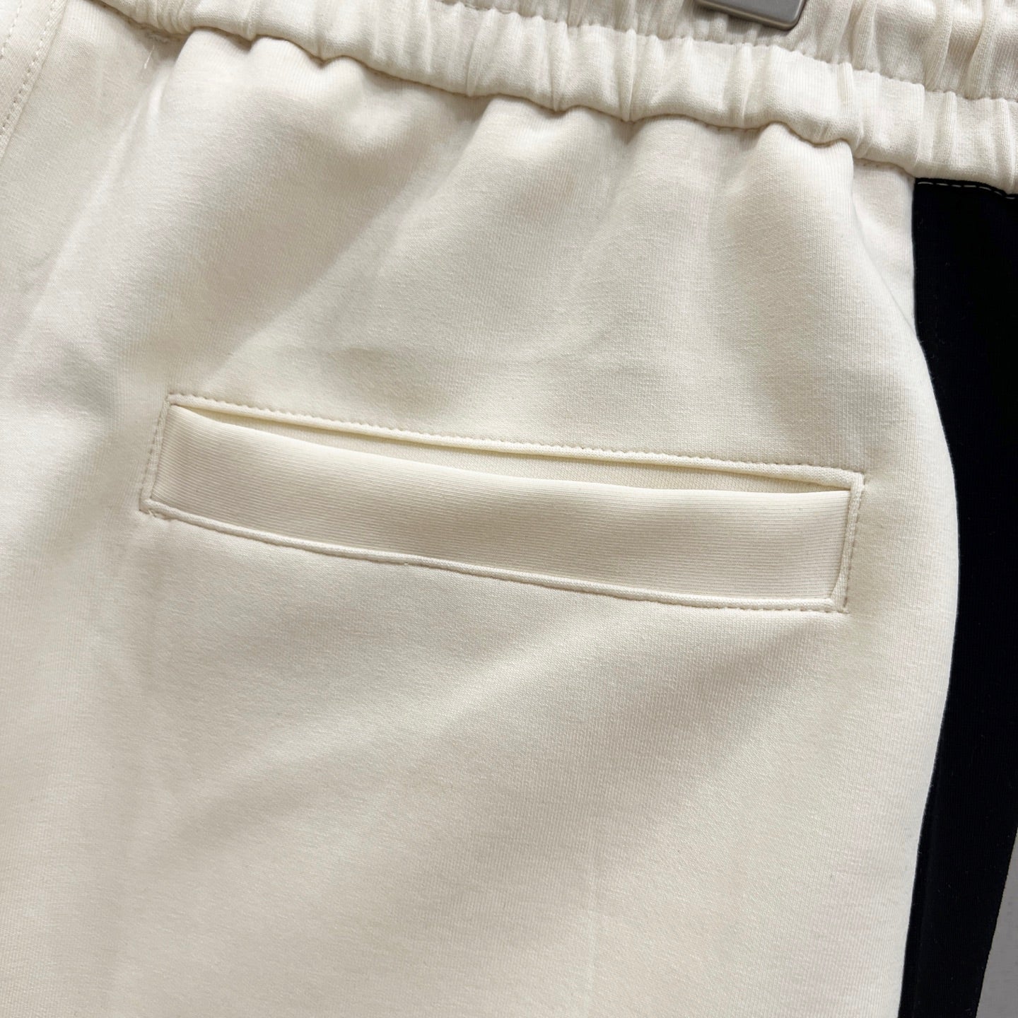 LuxluxHouse Best Quality Clothes Pants Moncler