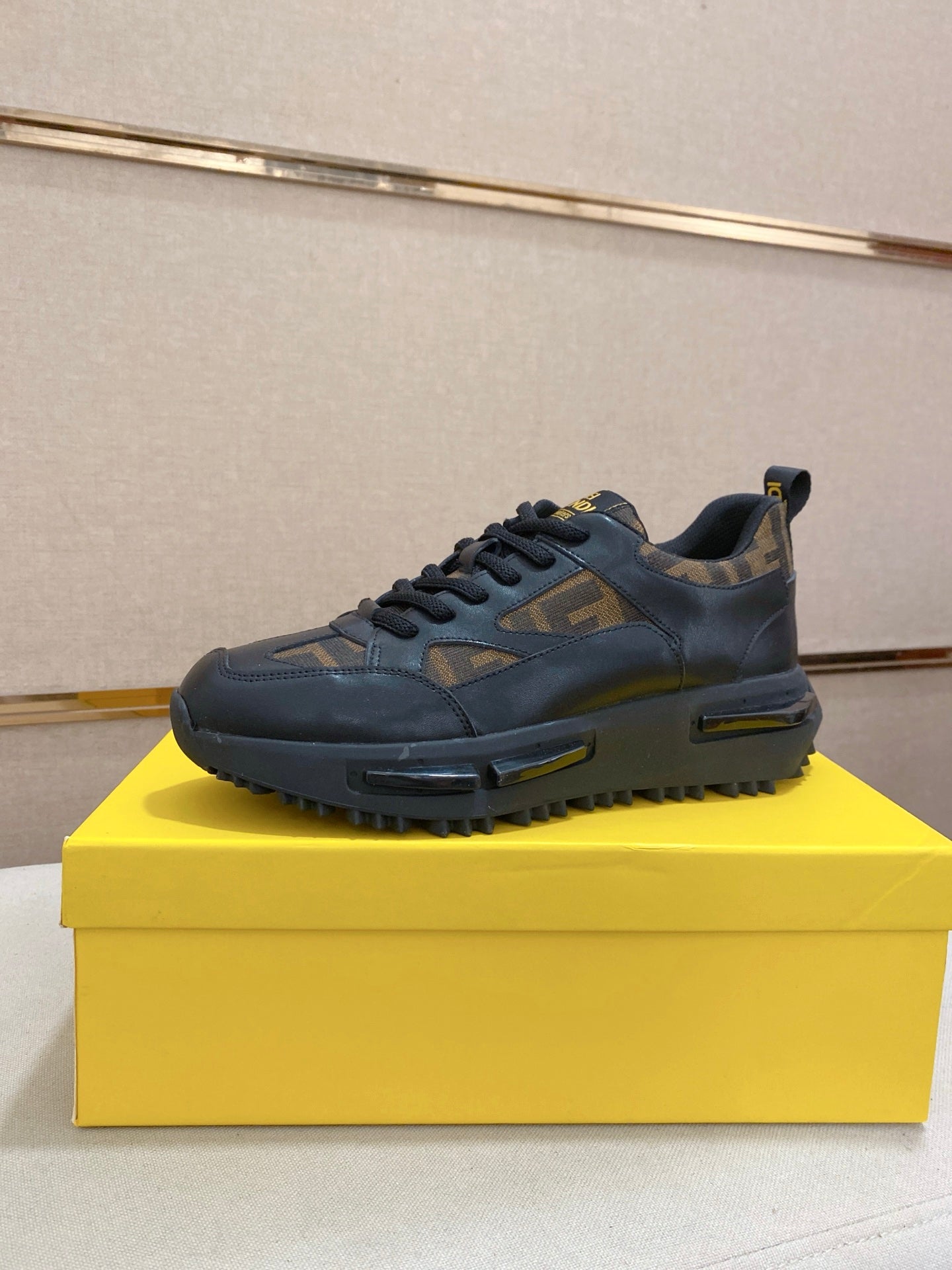 LuxluxHouse Best Quality Shoes Fendi