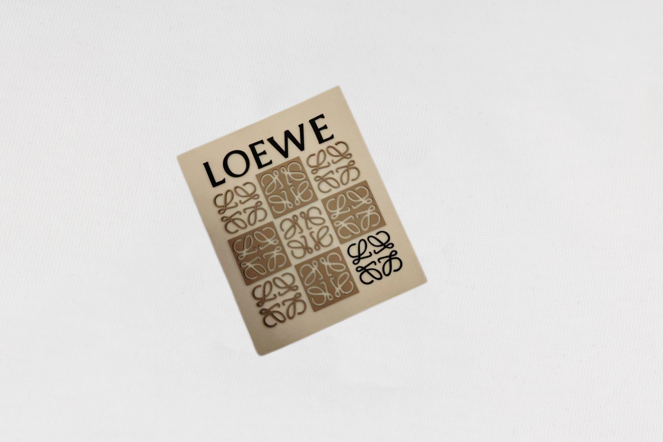 LuxluxHouse Best Quality Clothes T-shirt Loewe