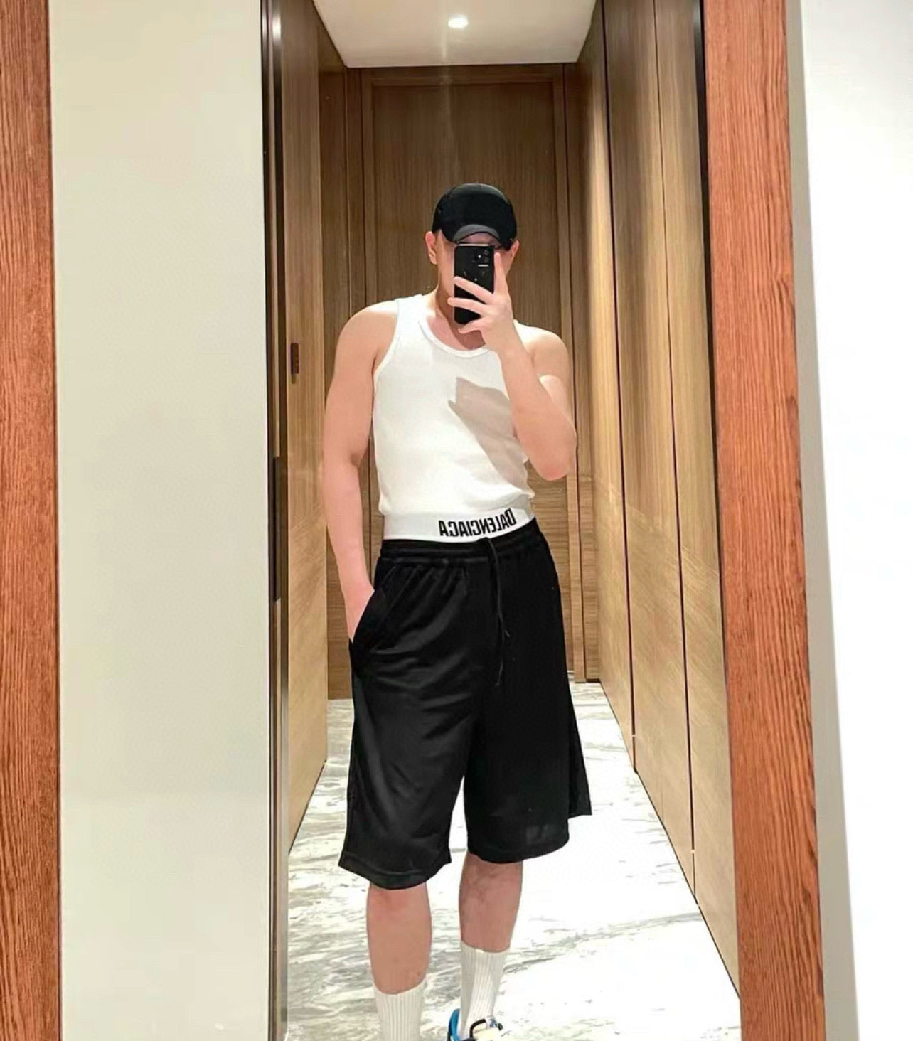 LuxluxHouse Best Quality Clothes Balenciaga Pants