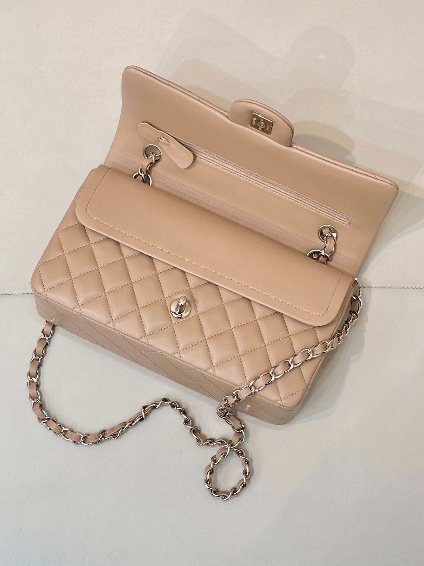LuxluxHouse Best Quality Bags Chanel Women