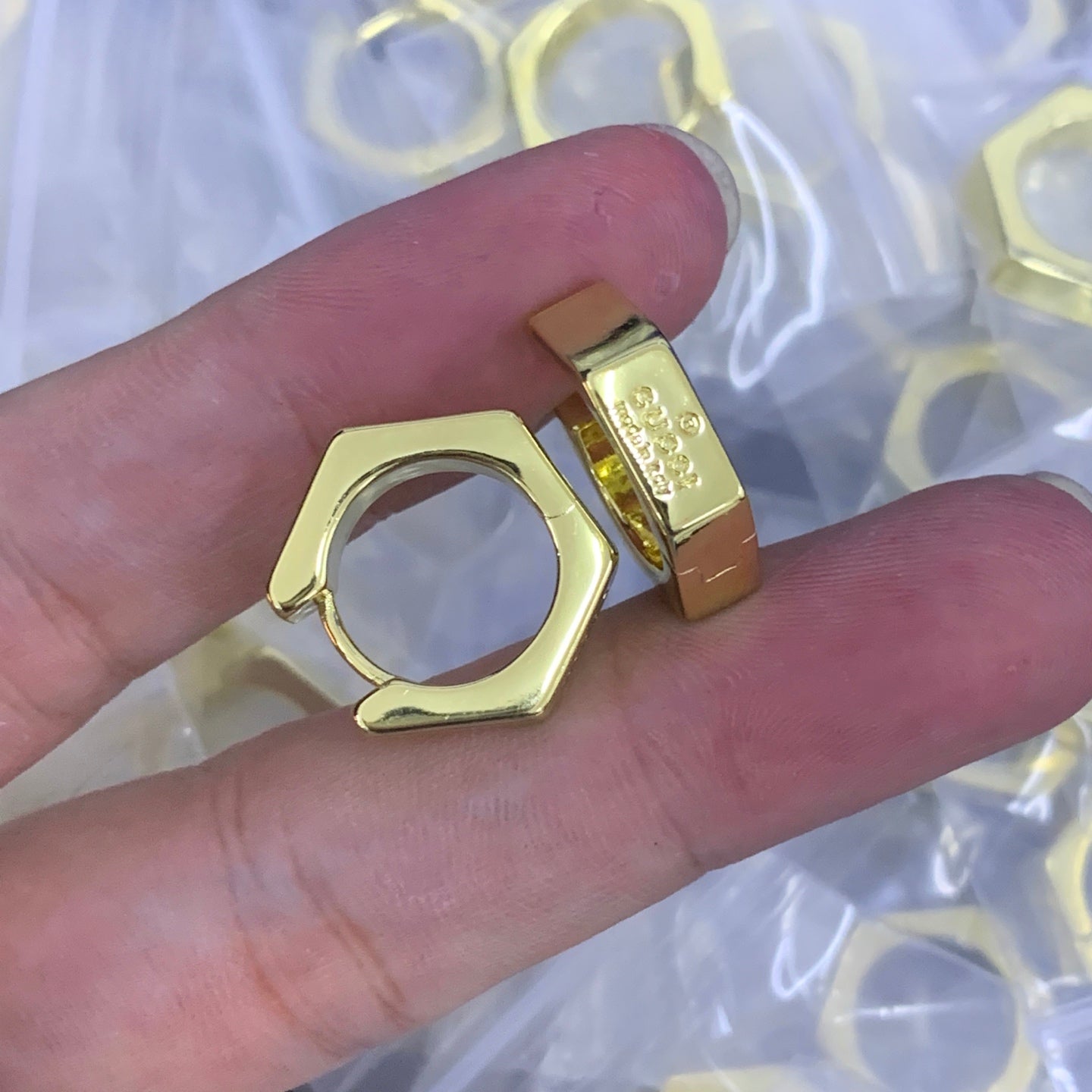 LuxluxHouse Low Price And High Quality Accessories Gucci