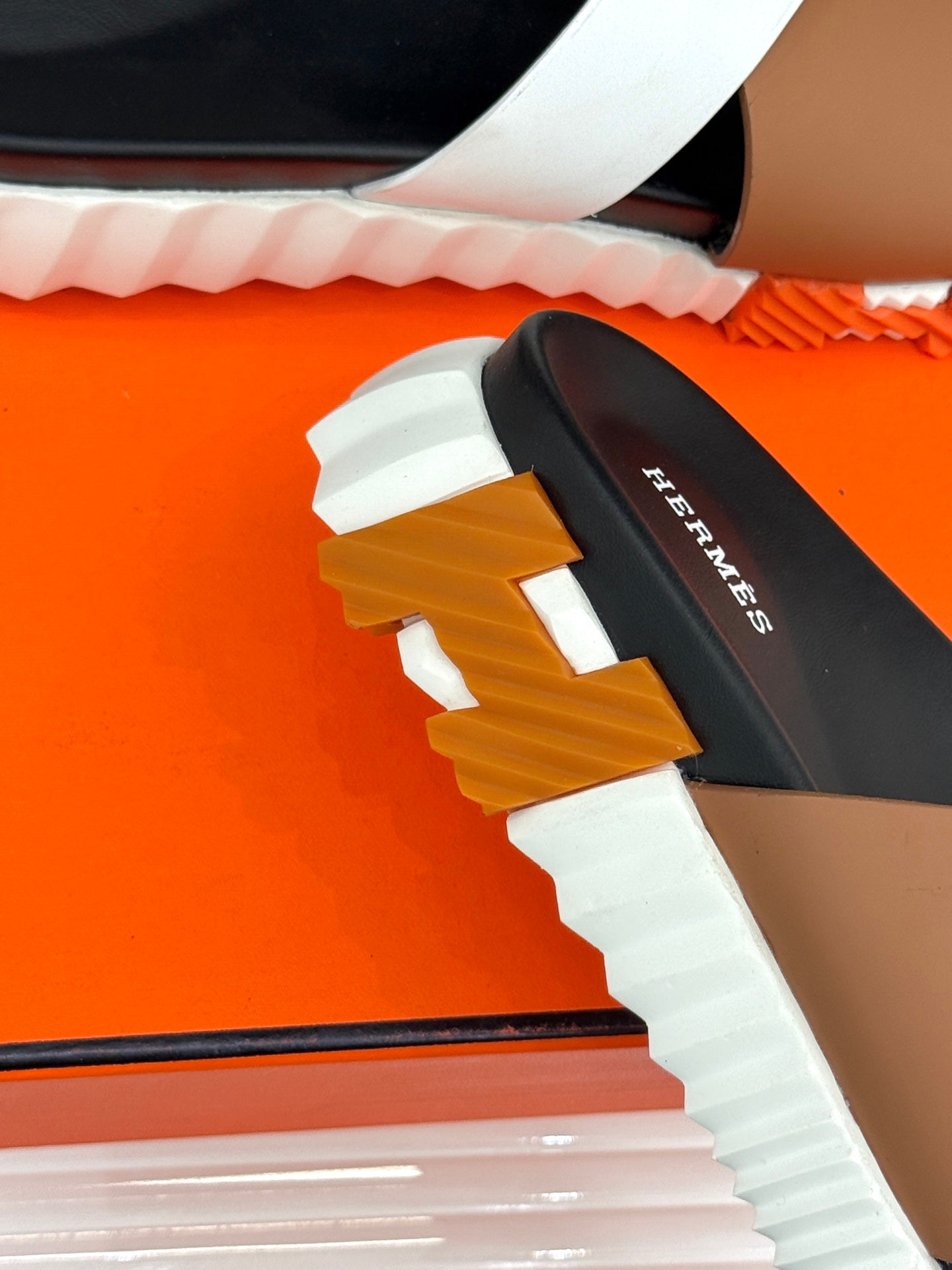 LuxluxHouse Best Quality Women Shoes Hermes