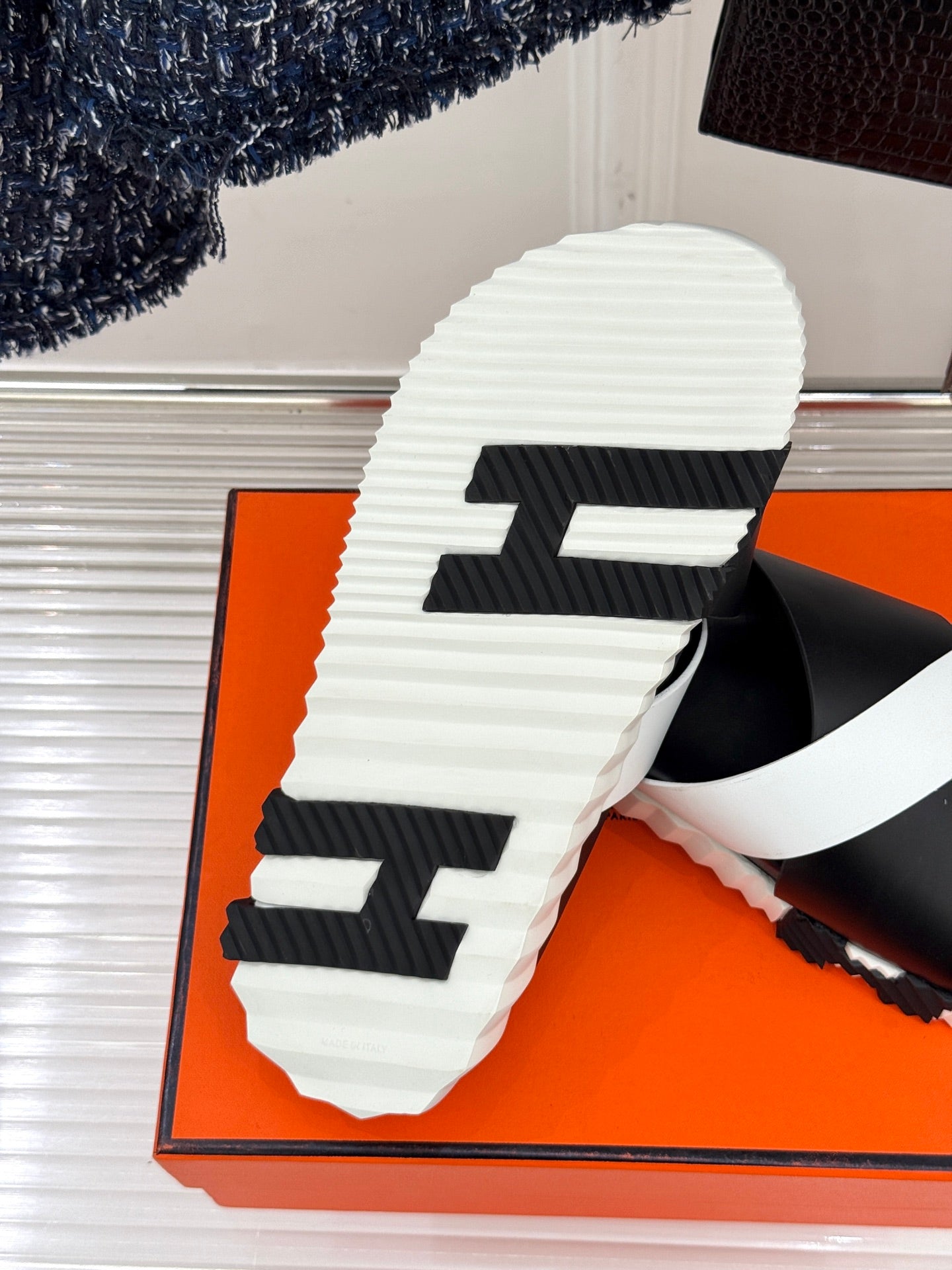 LuxluxHouse Best Quality Women Shoes Hermes