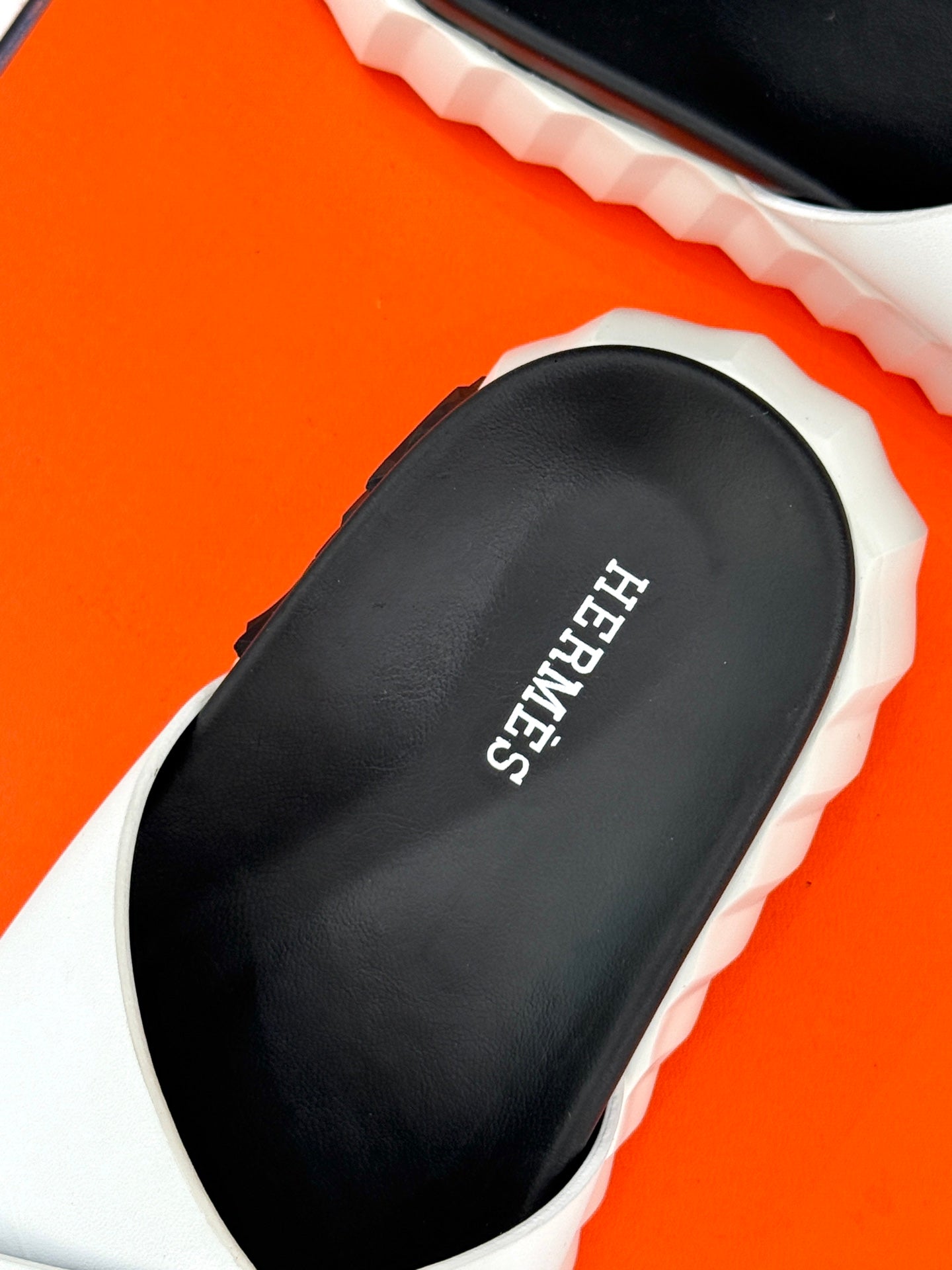LuxluxHouse Best Quality Women Shoes Hermes