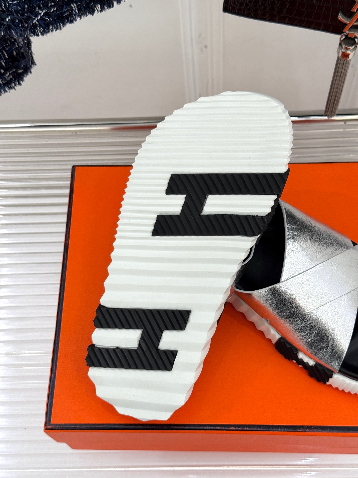 LuxluxHouse Best Quality Women Shoes Hermes