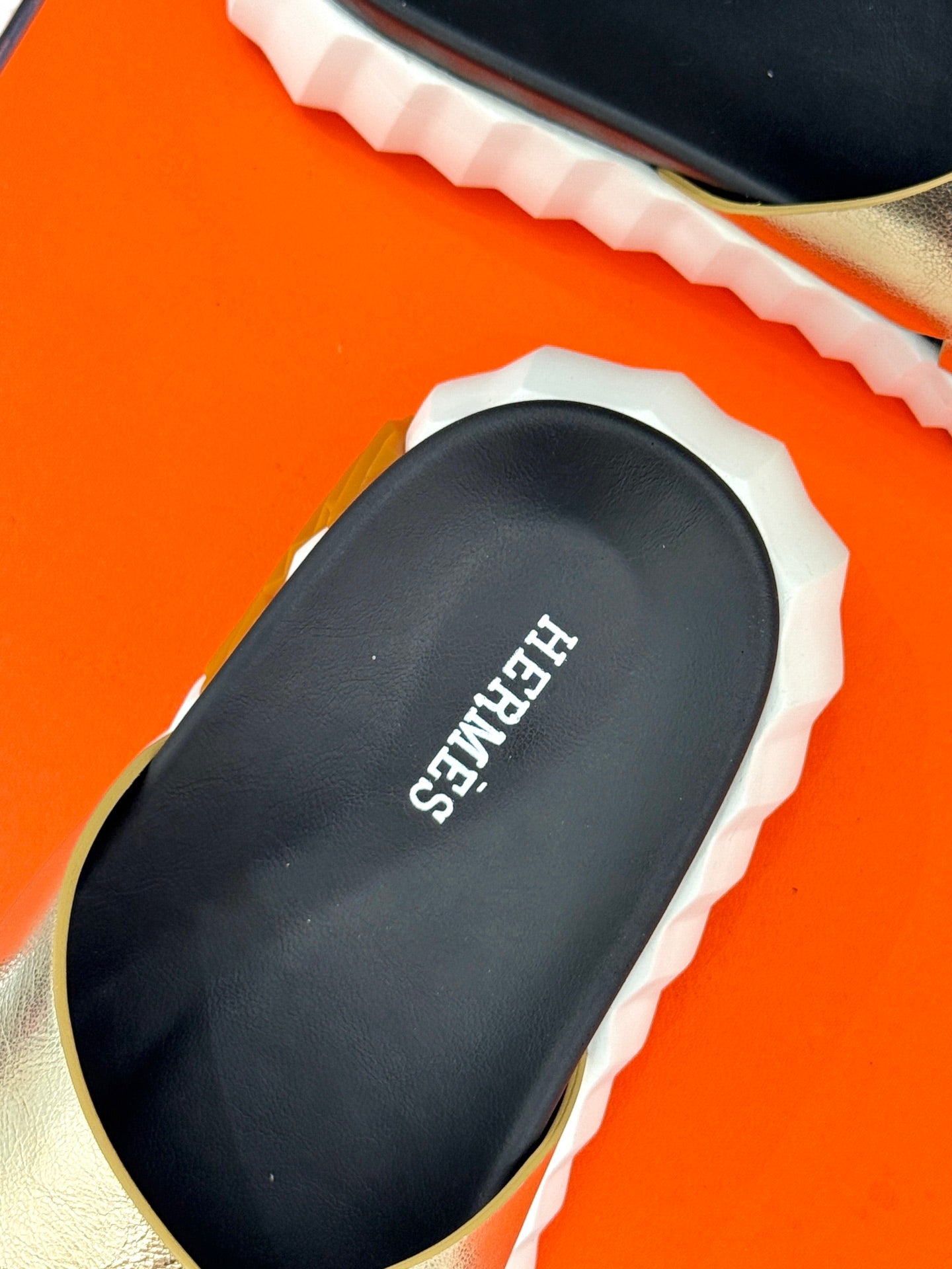 LuxluxHouse Best Quality Women Shoes Hermes