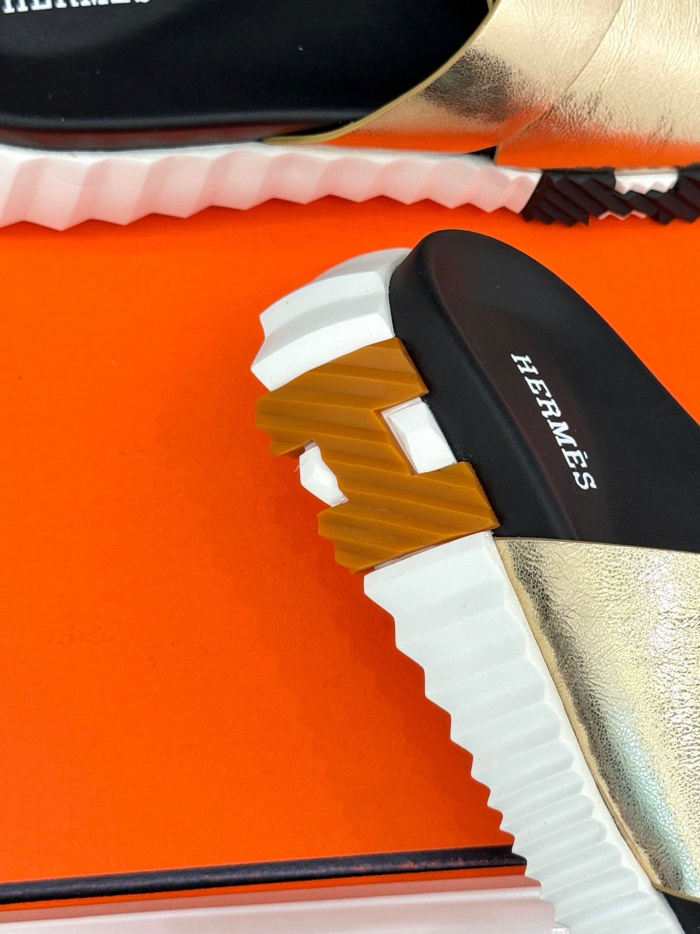 LuxluxHouse Best Quality Women Shoes Hermes