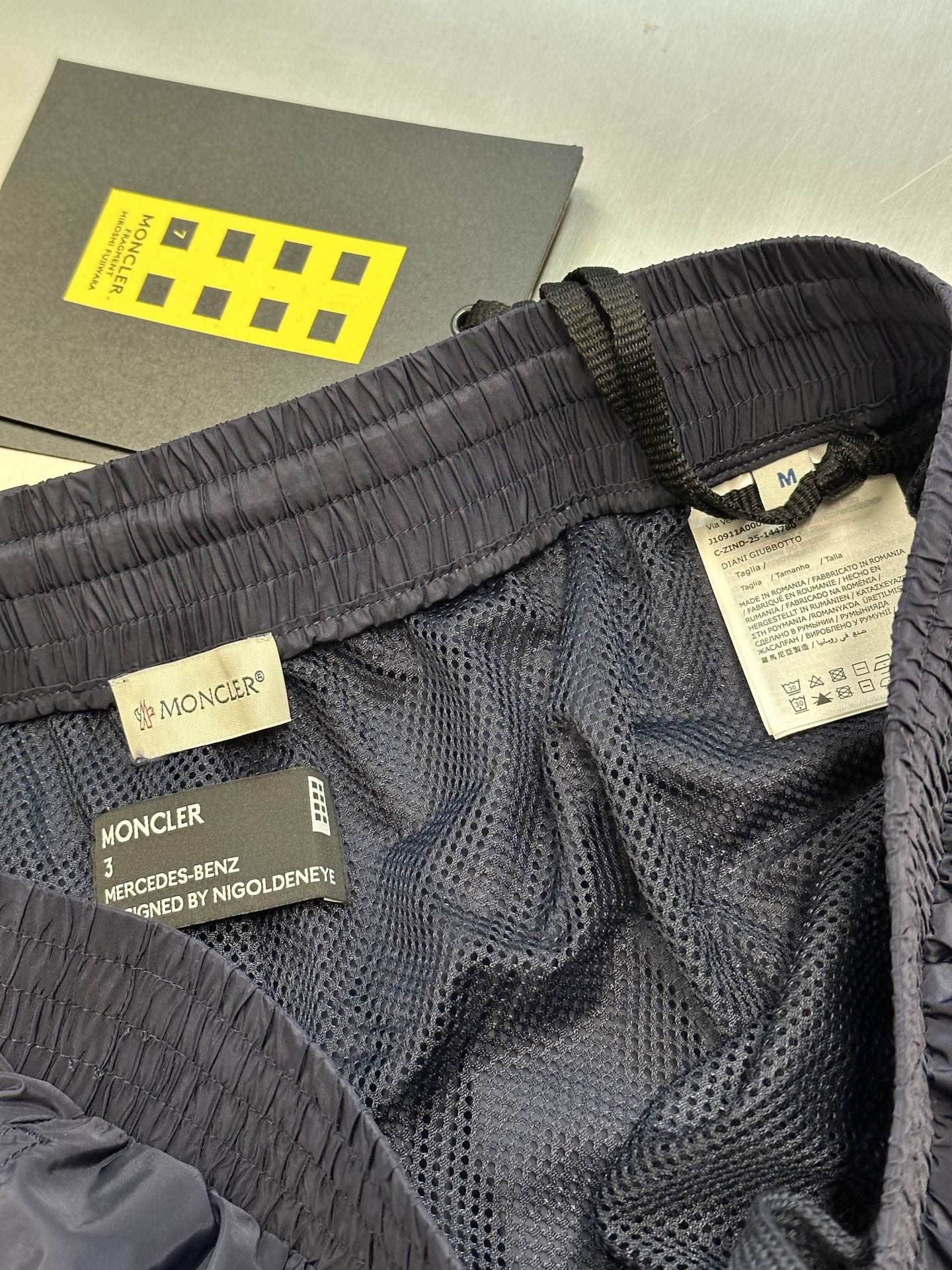 LuxluxHouse Best Quality Clothes Pants Moncler