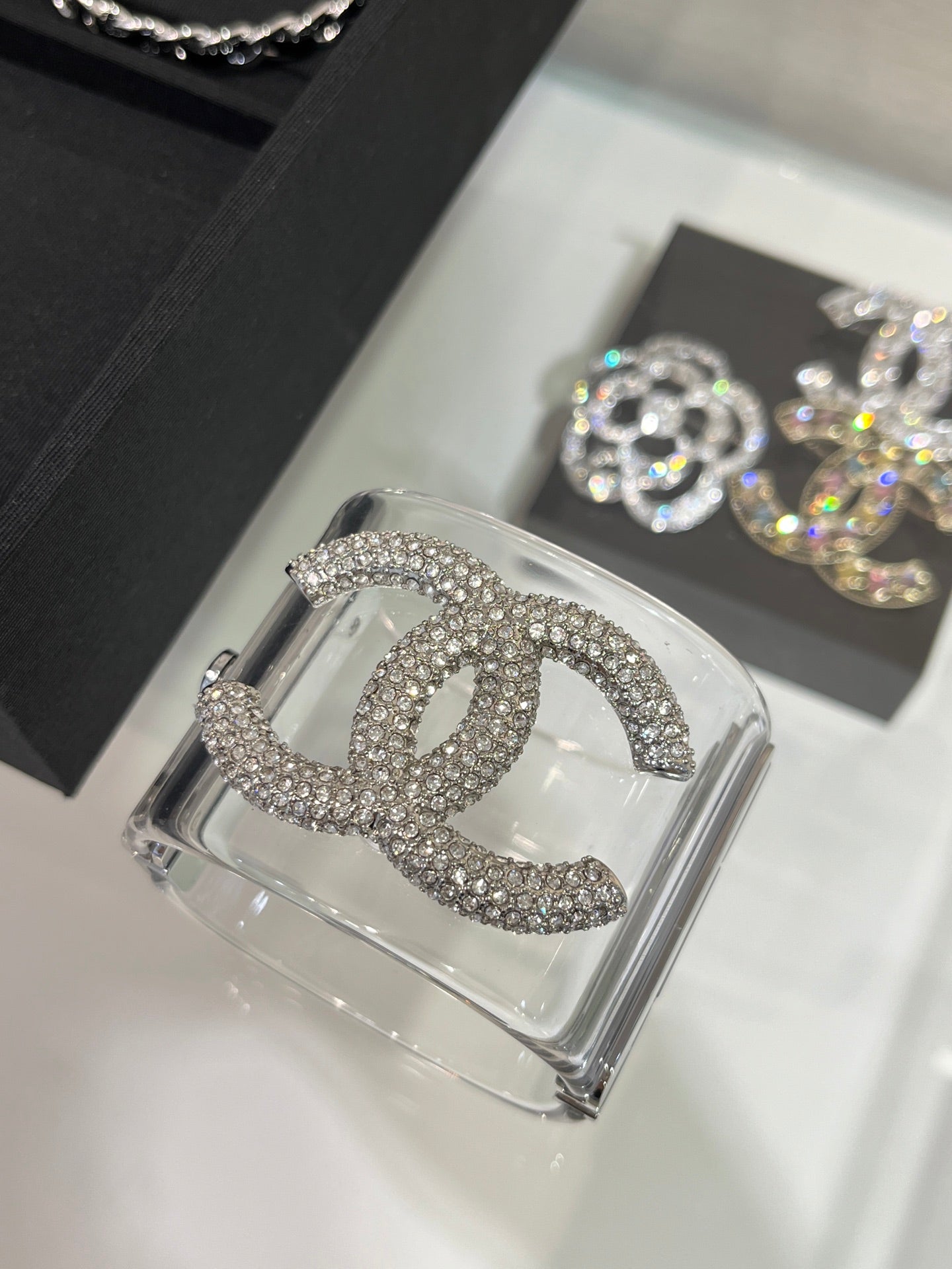 LuxluxHouse Low Price And High Quality Accessories Chanel