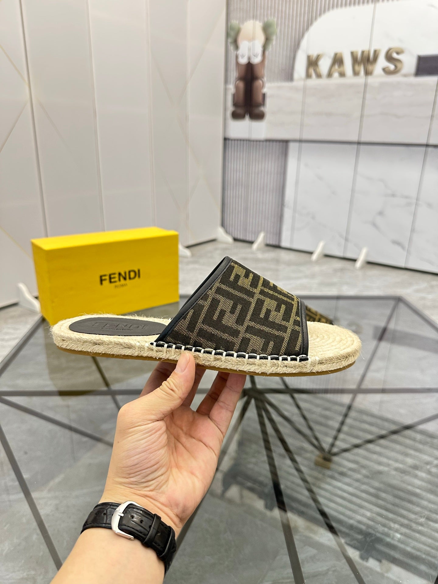 LuxluxHouse Best Quality Sandals Fendi
