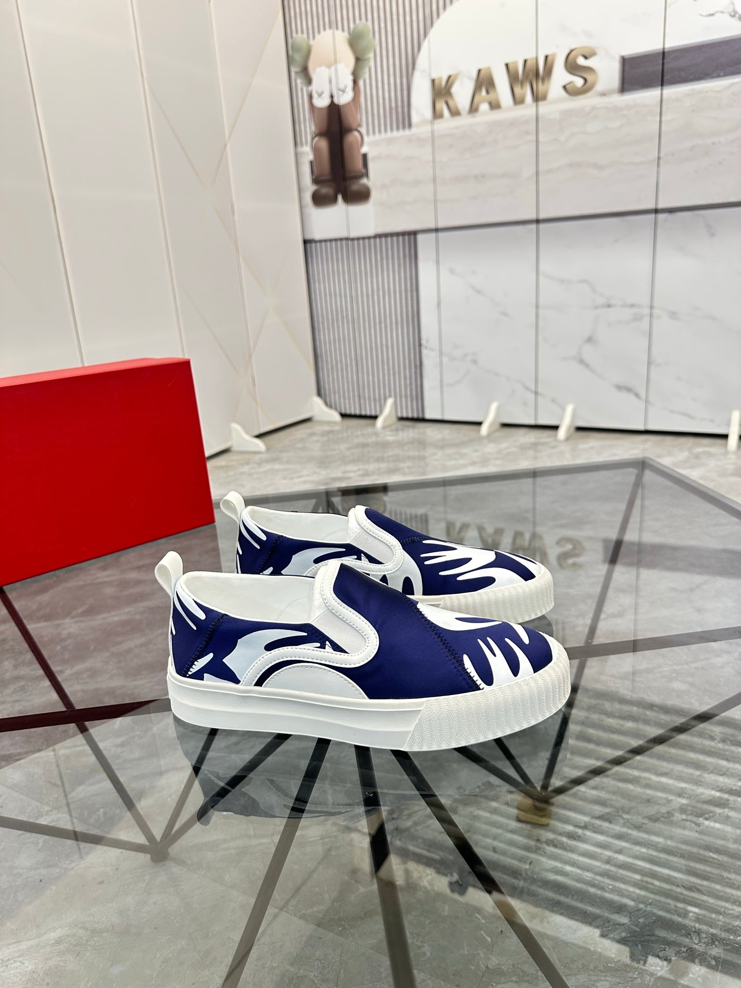 LuxluxHouse Best Quality Shoes Valentino