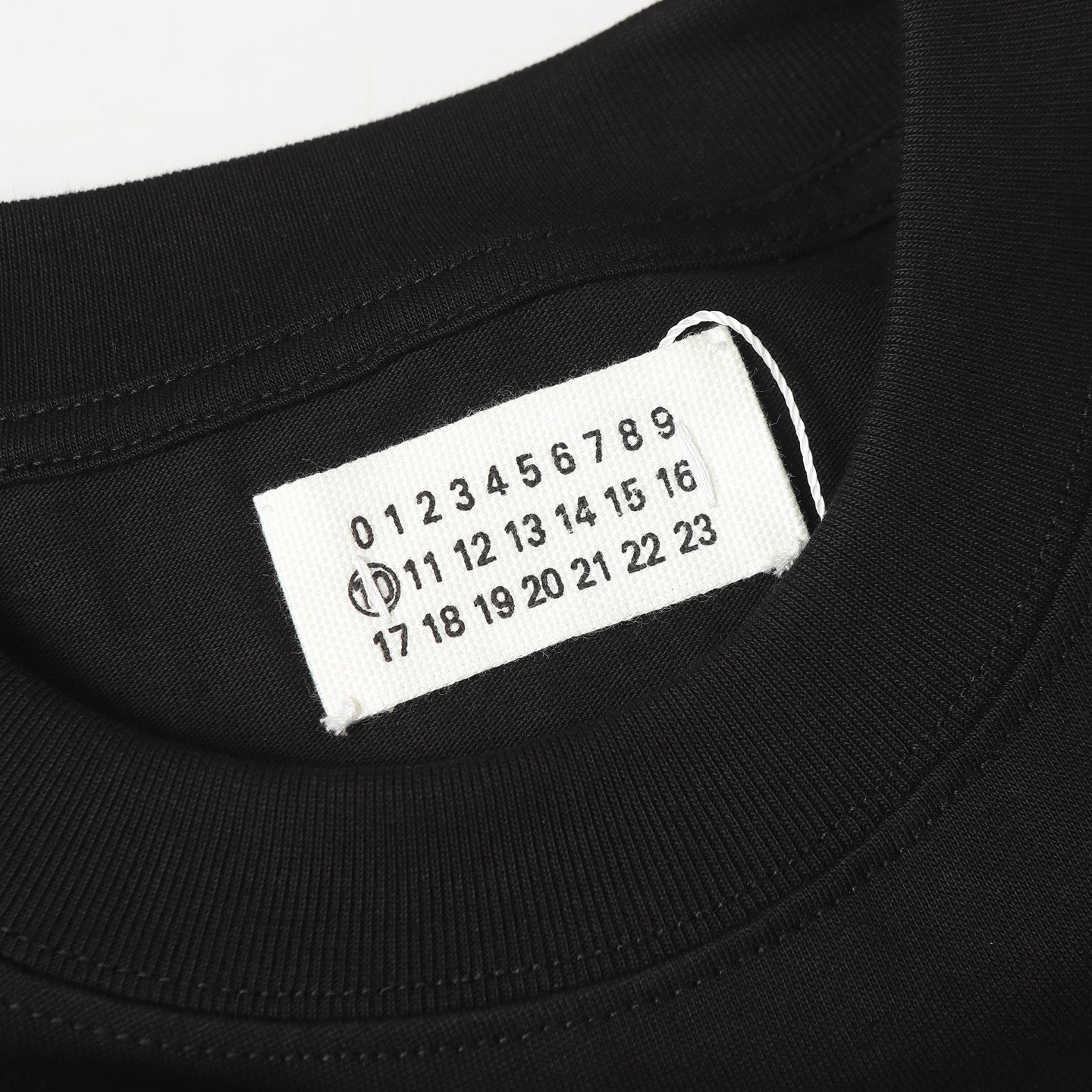 LuxluxHouse Best Quality Clothes Miu Miu T-shirt