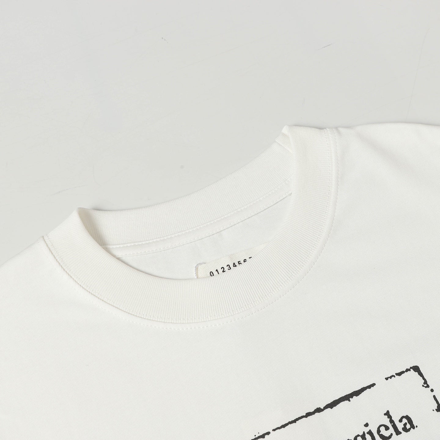 LuxluxHouse Best Quality Clothes T-shirt Chanel & Maison Margiela