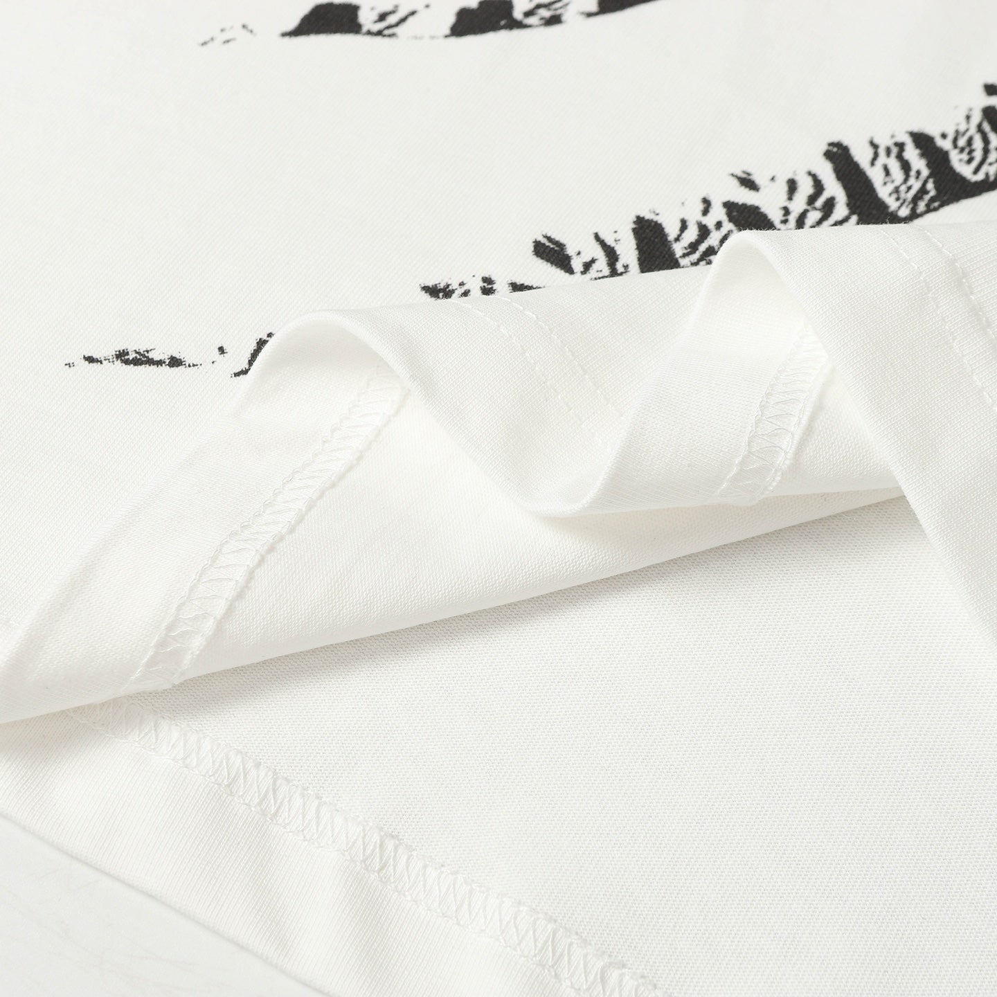 LuxluxHouse Best Quality Clothes T-shirt Loewe