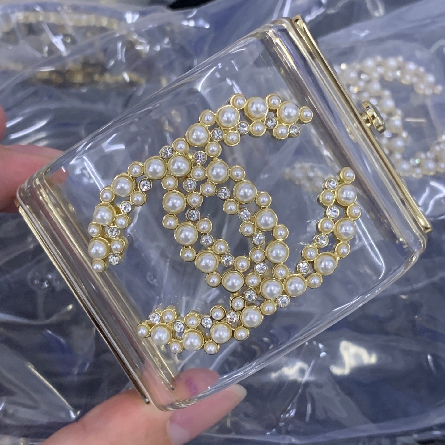 LuxluxHouse Low Price And High Quality Accessories Chanel