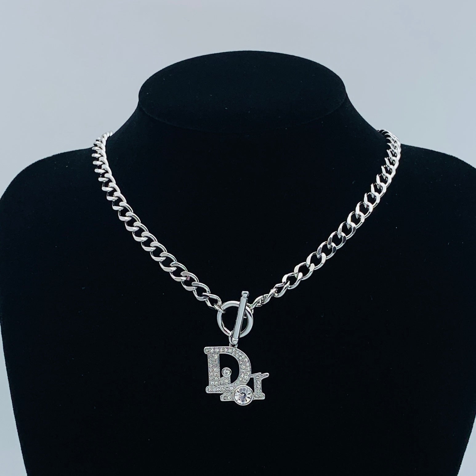 LuxluxHouse Low Price And High Quality Accessories Dior