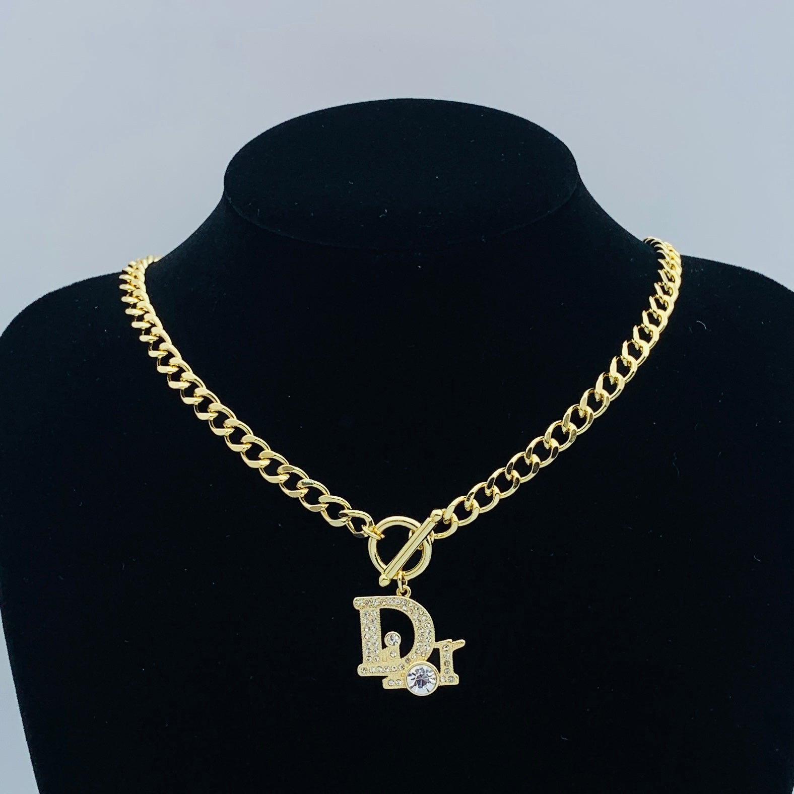 LuxluxHouse Low Price And High Quality Accessories Dior
